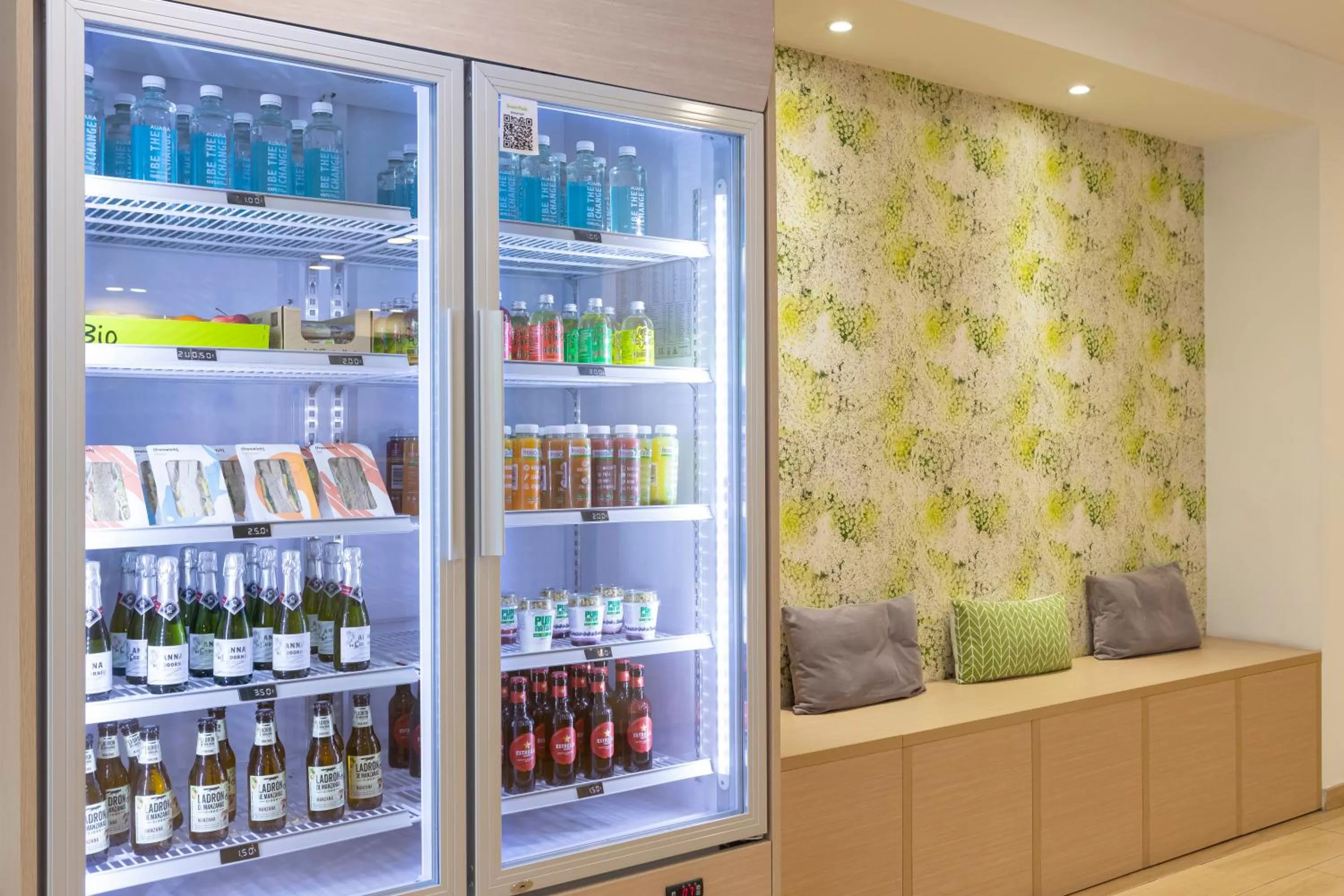 Breakfast in SmartRoom Barcelona