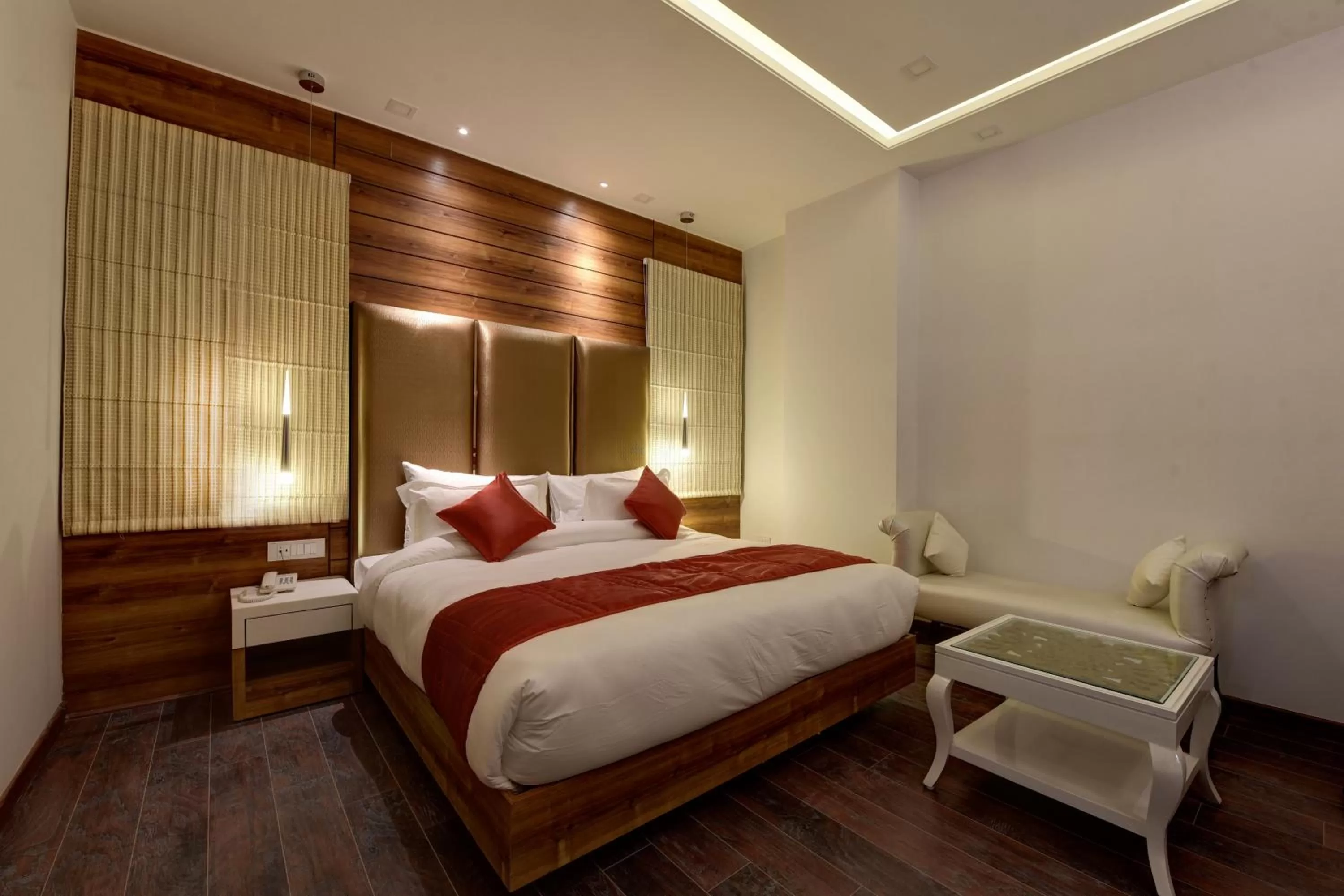 Photo of the whole room, Bed in GOLDEN TREE