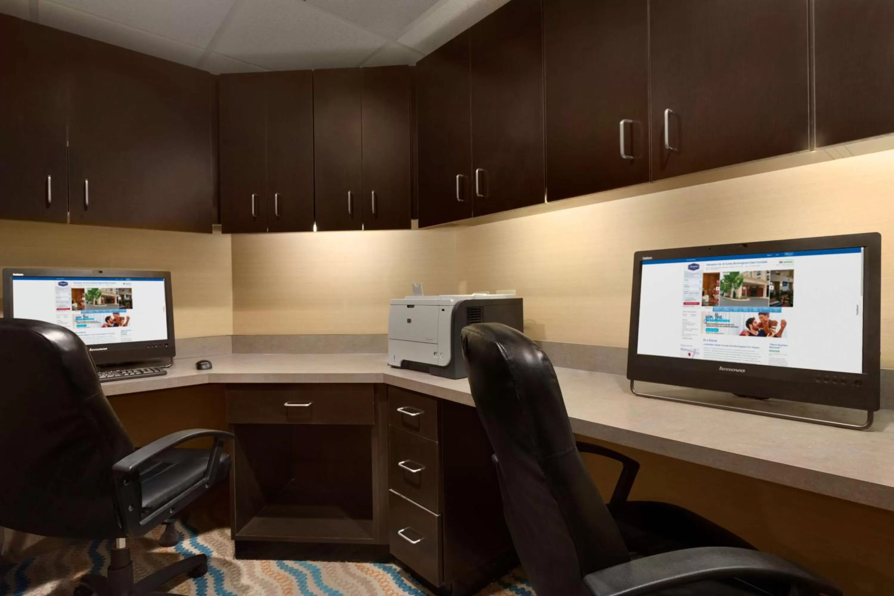 Business facilities in Hampton Inn & Suites Birmingham Airport Area
