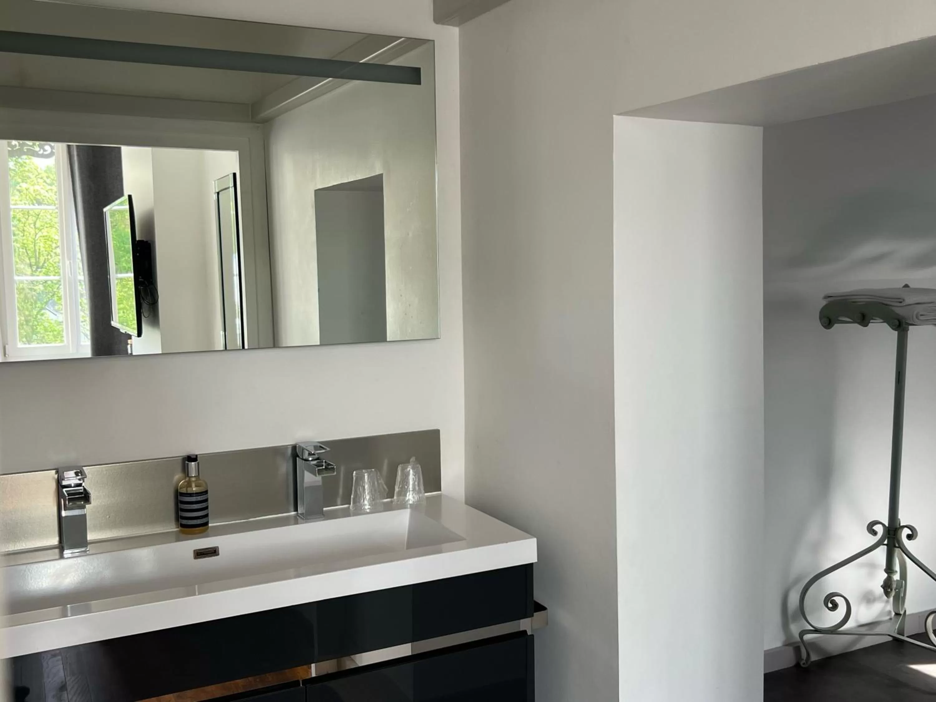 Bathroom in Chambres d'hôtes & Spa Les Perce Neige