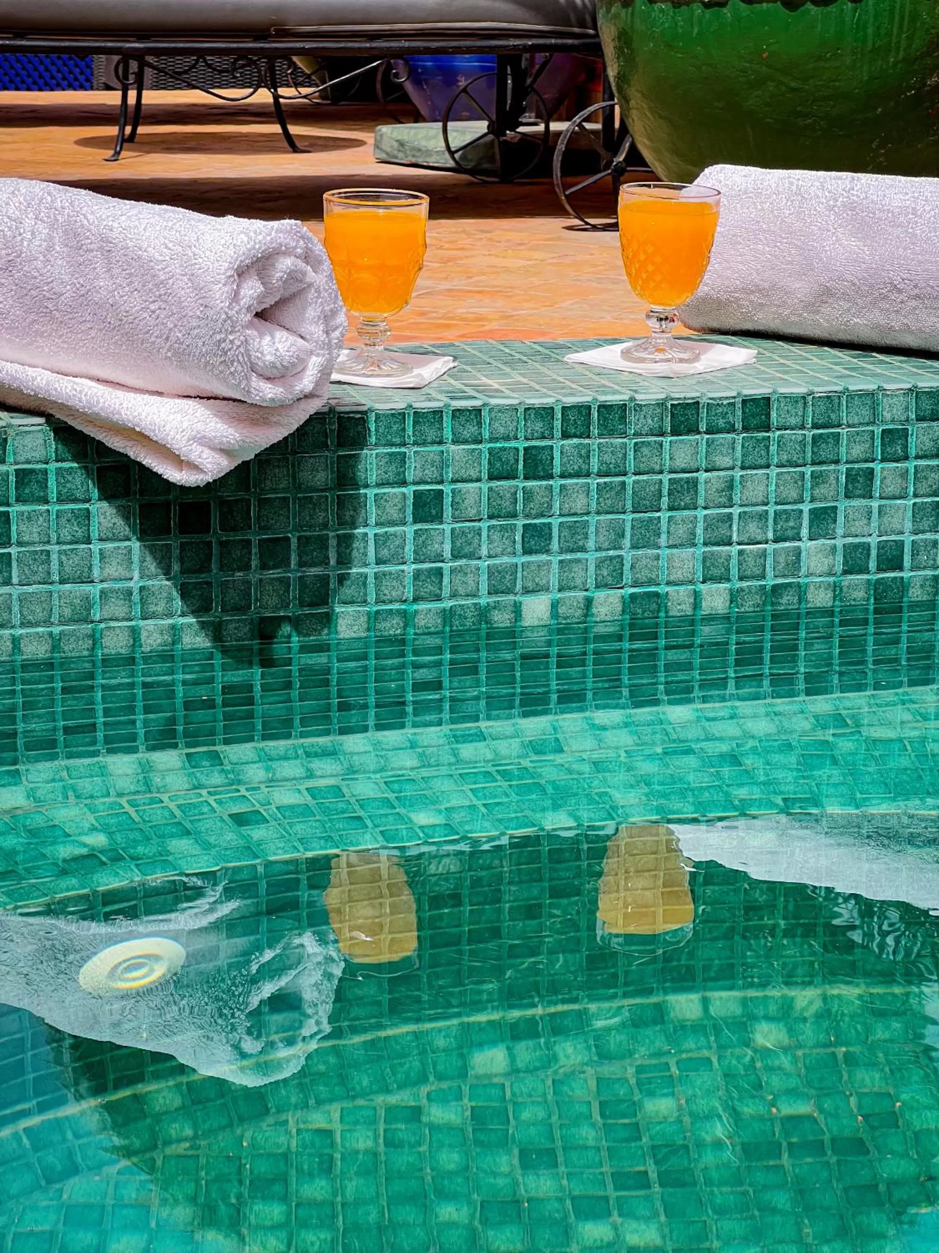 Hot Tub in Riad Le Jardin de Lea, Suites & Spa