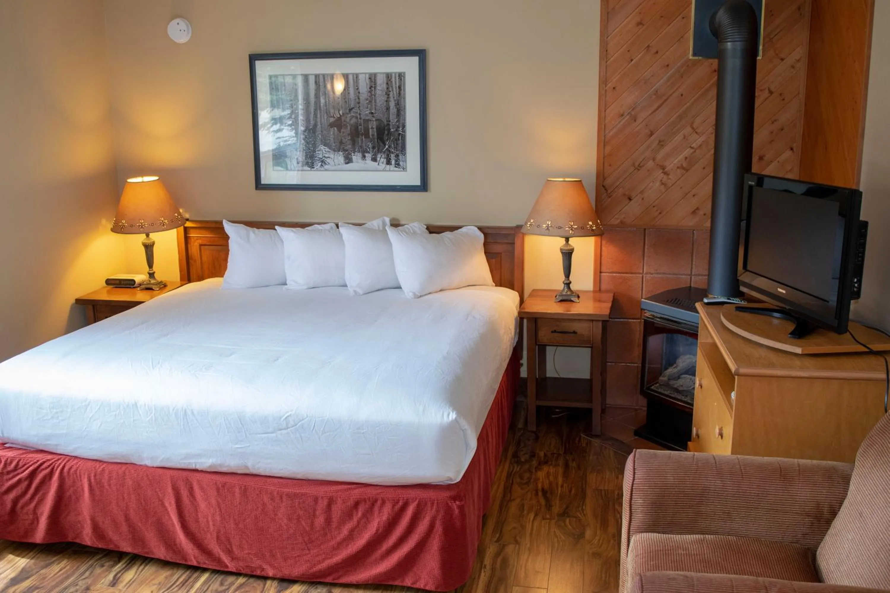 Bed in Aspen Village