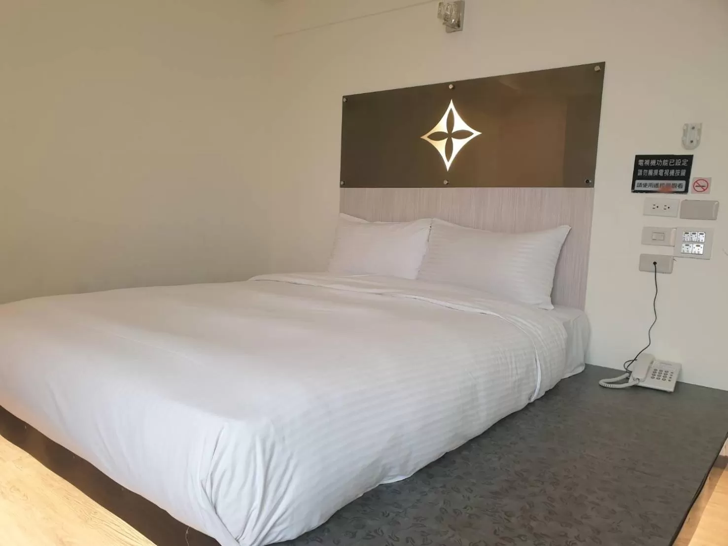 bunk bed, Bed in Walker Hotel - Chenggong