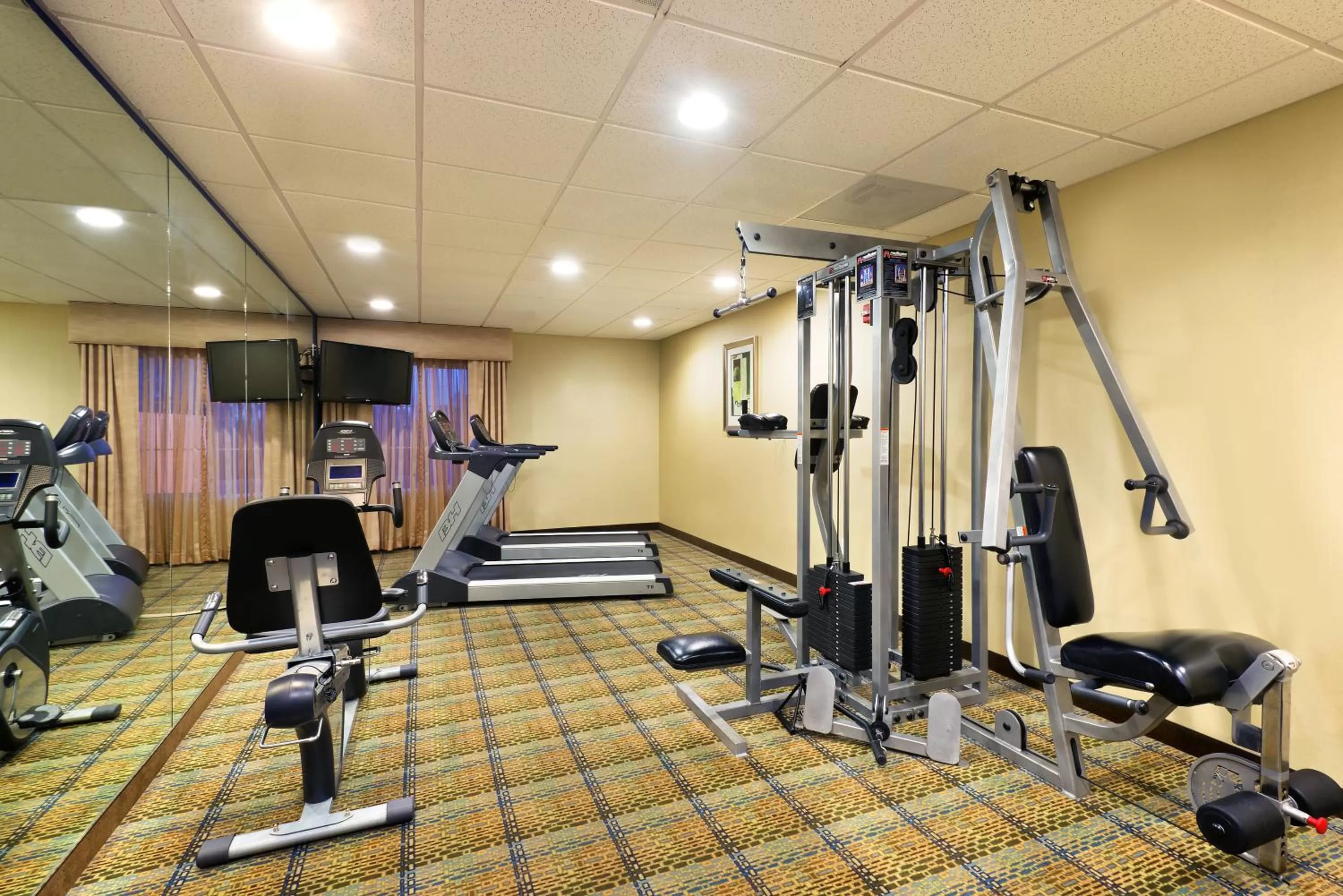 Fitness centre/facilities in Holiday Inn Express & Suites Casa Grande by IHG