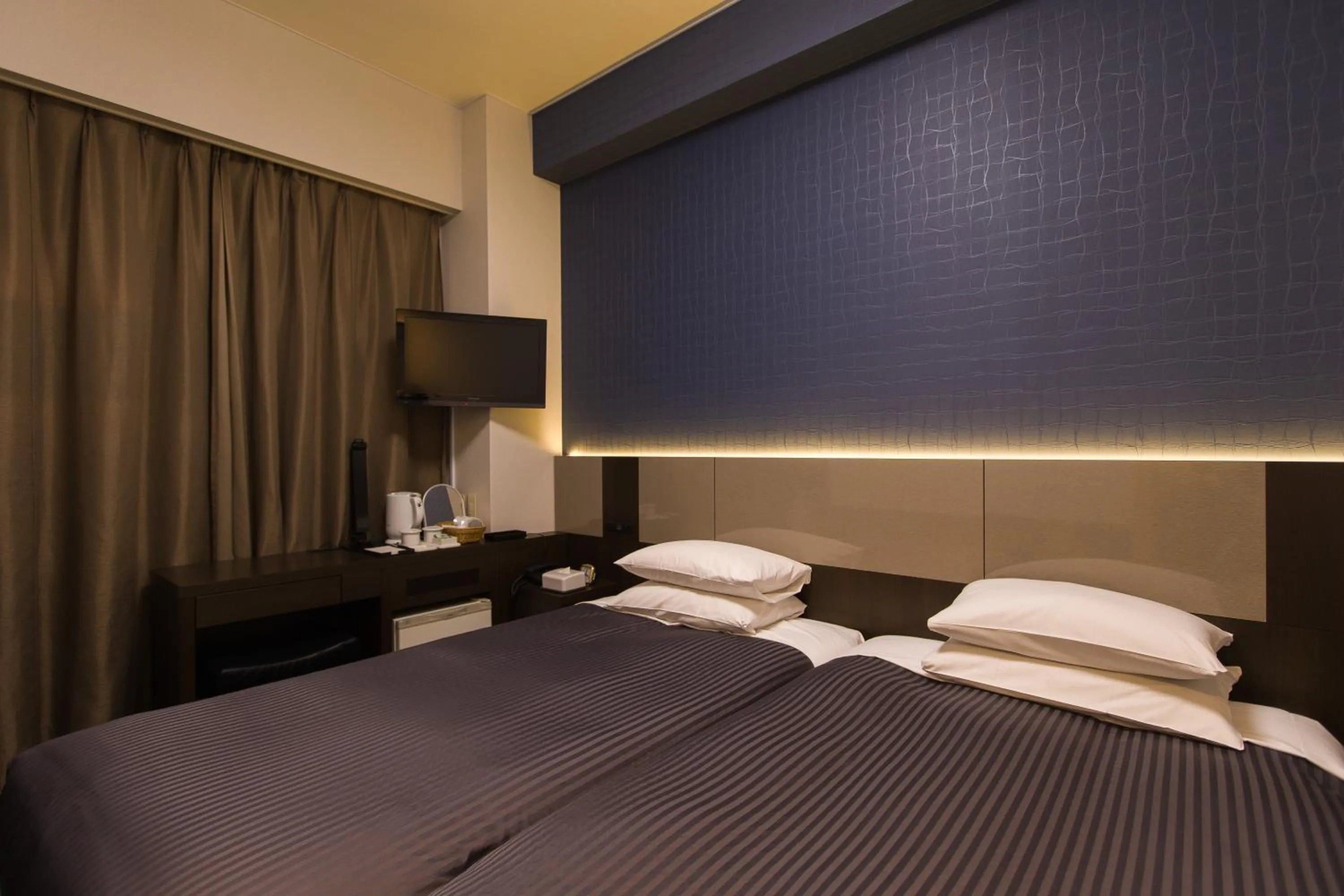 Photo of the whole room, Bed in Ochanomizu Inn