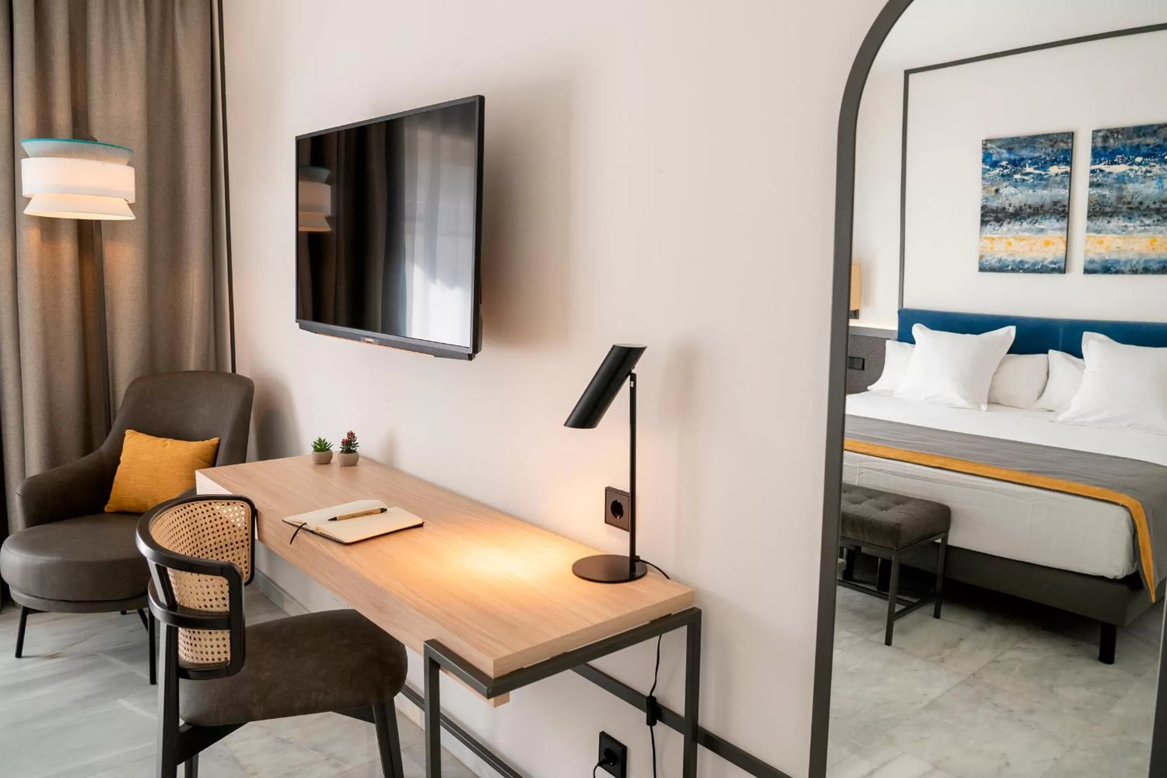 Bedroom, Bed in URH Sitges Playa