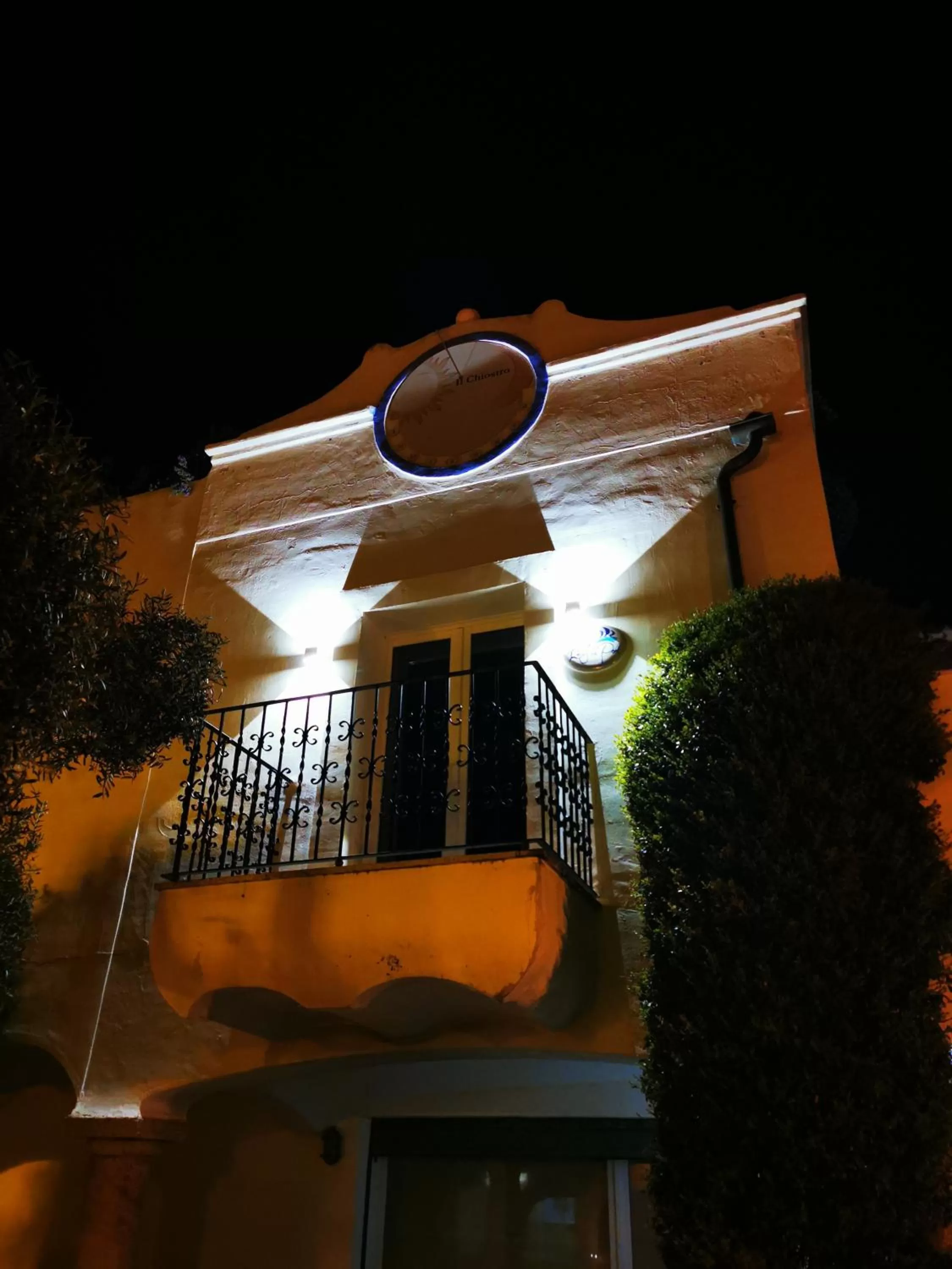 Property building in Relais Du Port