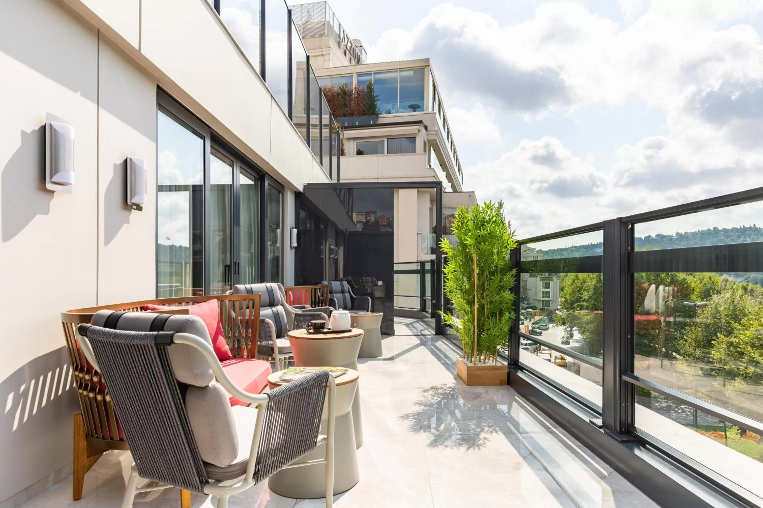 Balcony/Terrace in Stayso The House Hotel