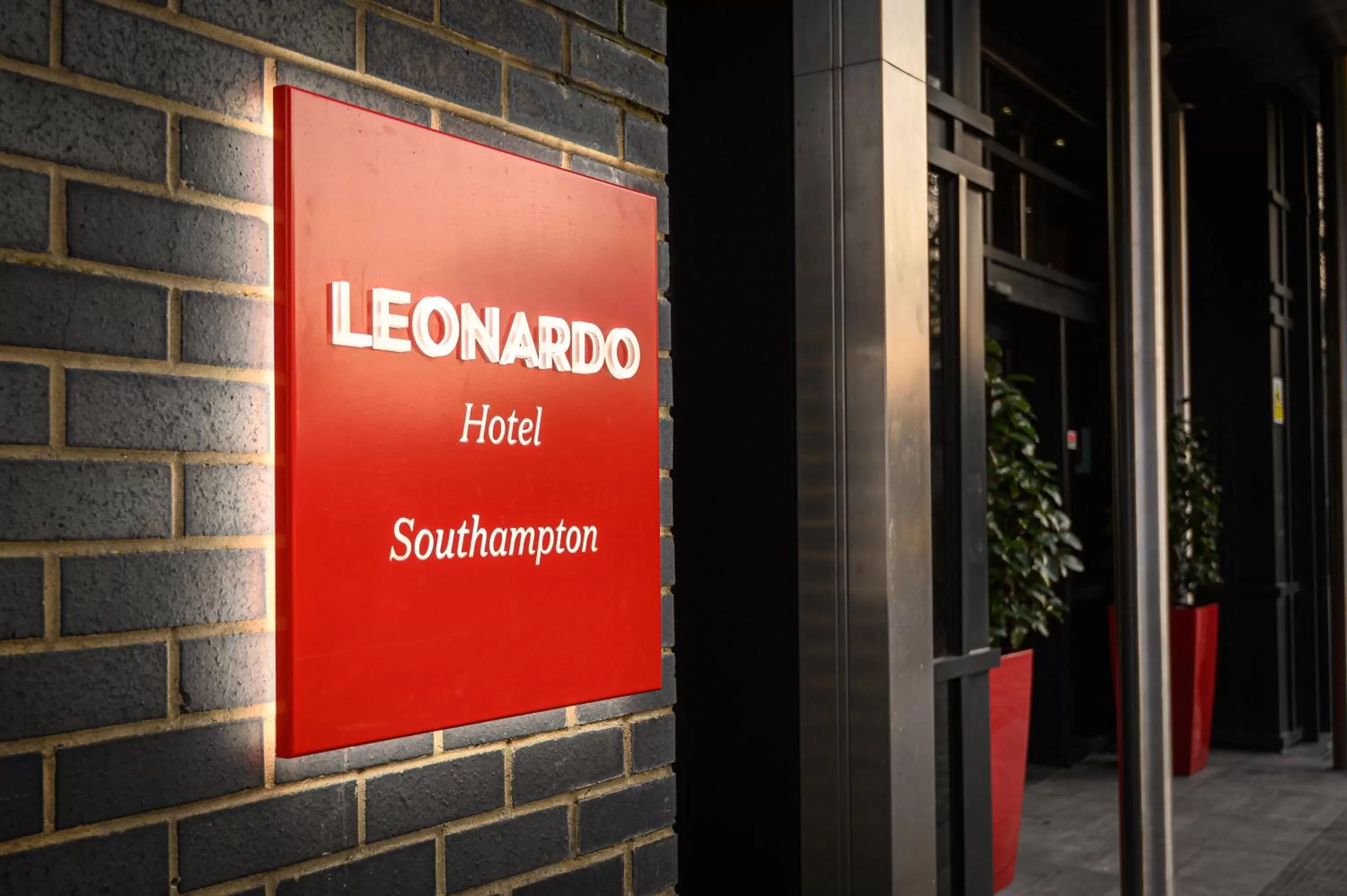 Property building in Leonardo Hotel Southampton