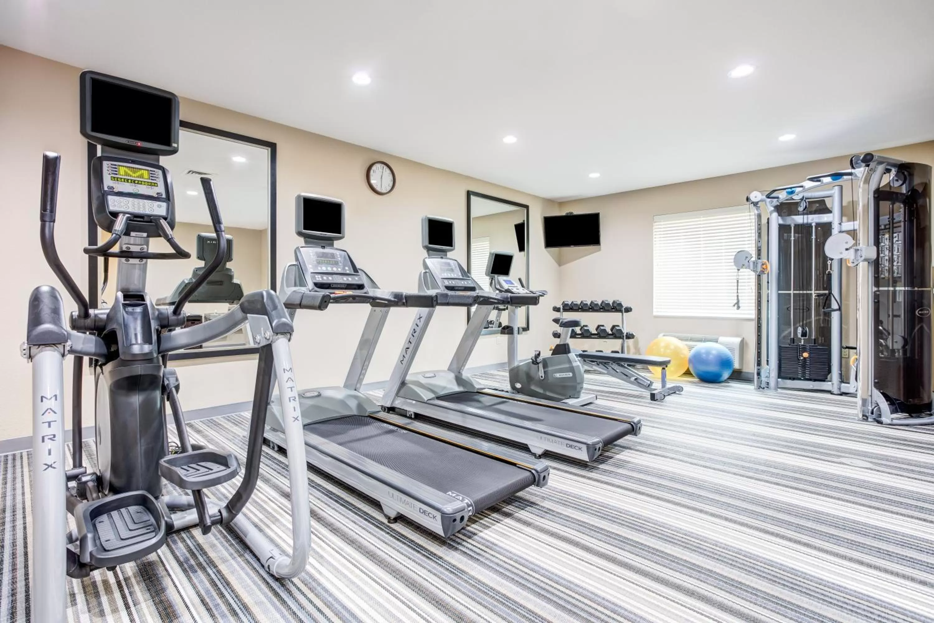 Fitness centre/facilities in Candlewood Suites Cut Off - Galliano by IHG