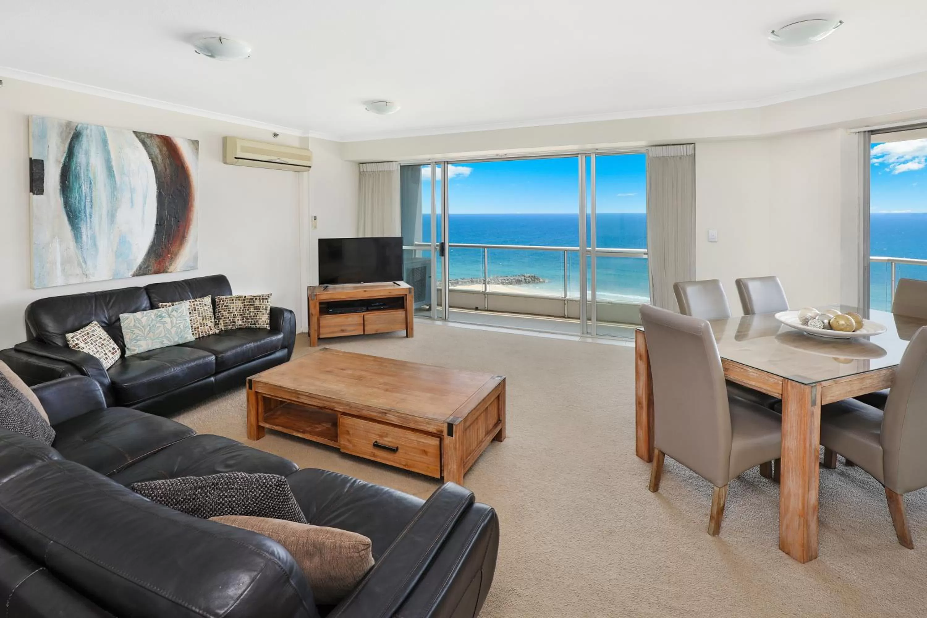 Living room in ULTIQA Points North