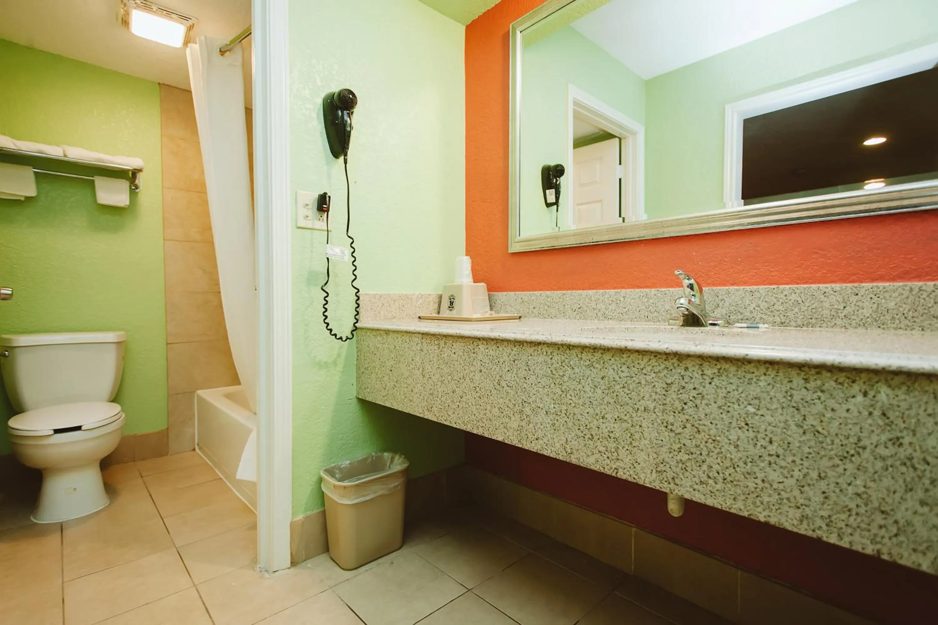 Property building in REGENCY INN - CHANNELVIEW