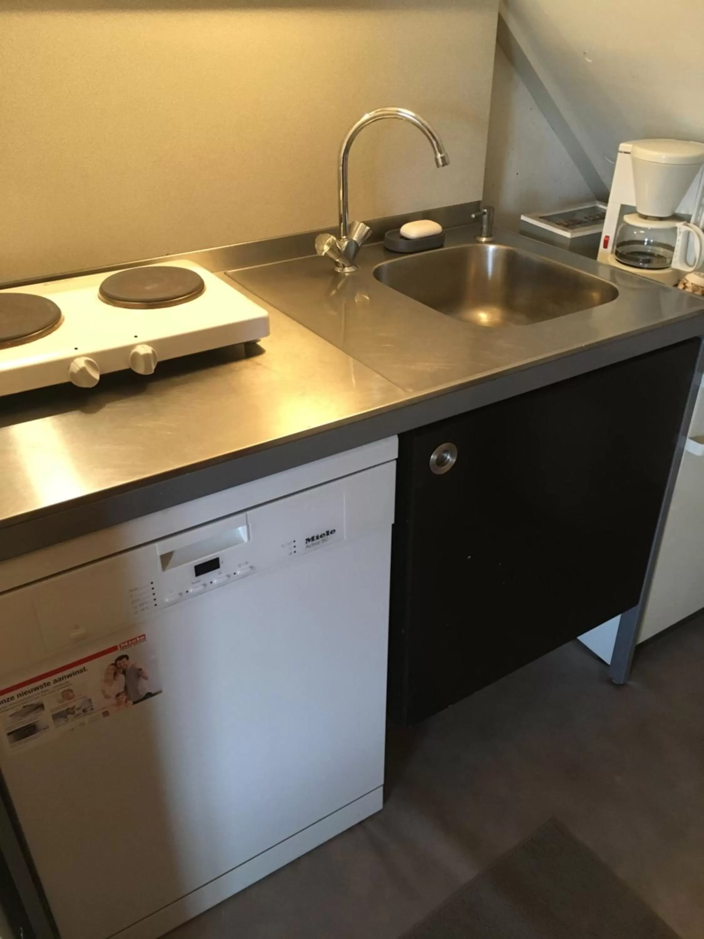 Kitchen or kitchenette in Wim's Place Schiphol Amsterdam Airport