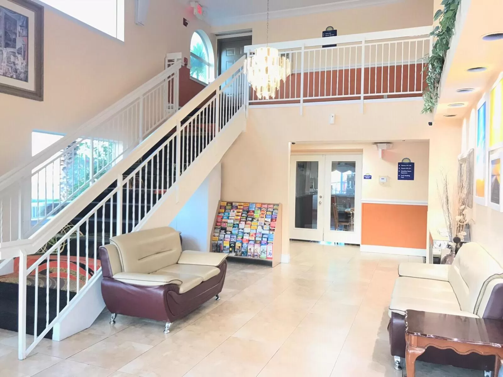 Lobby or reception in Days Inn by Wyndham San Antonio Airport