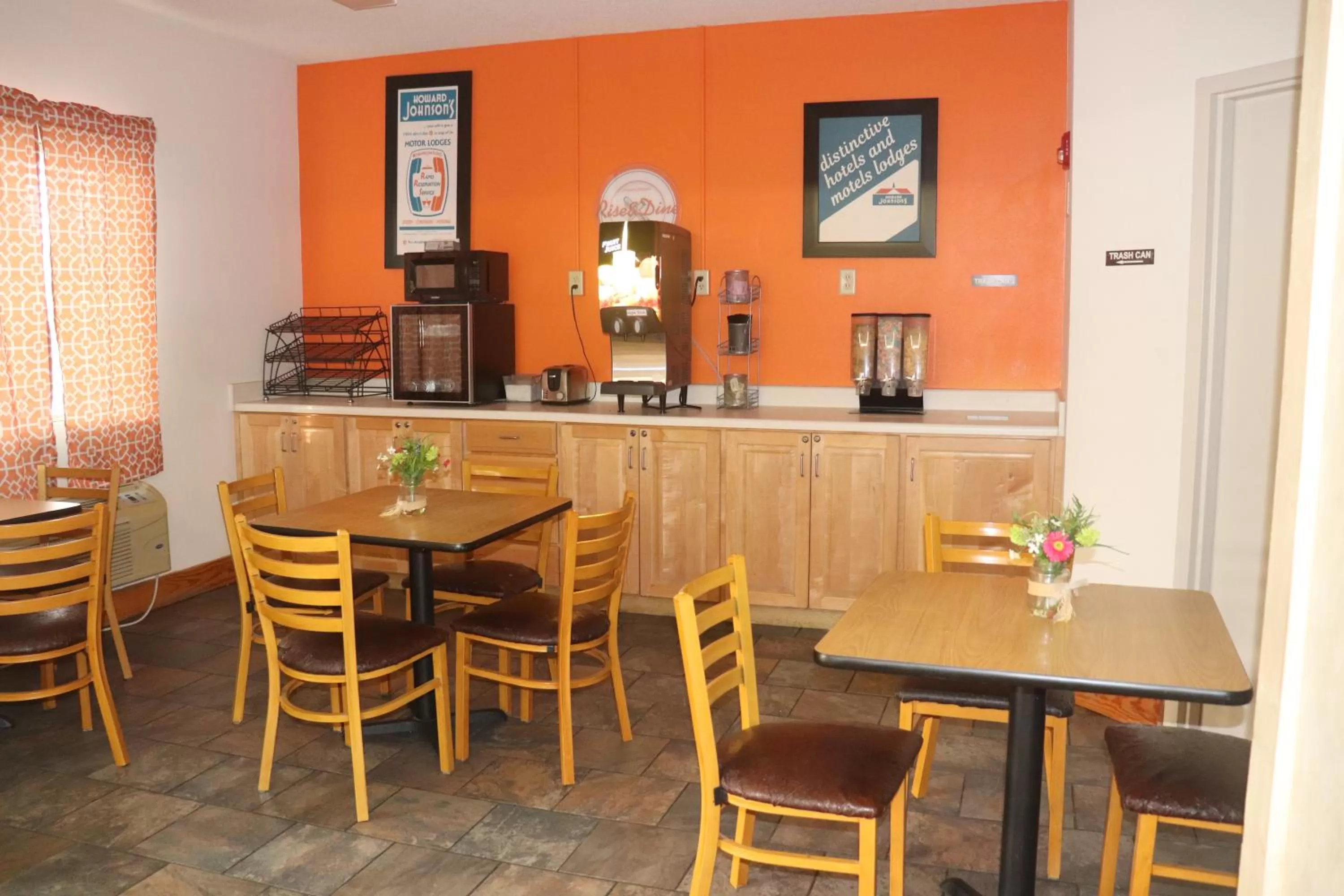 Breakfast in Howard Johnson by Wyndham Tifton GA I-75