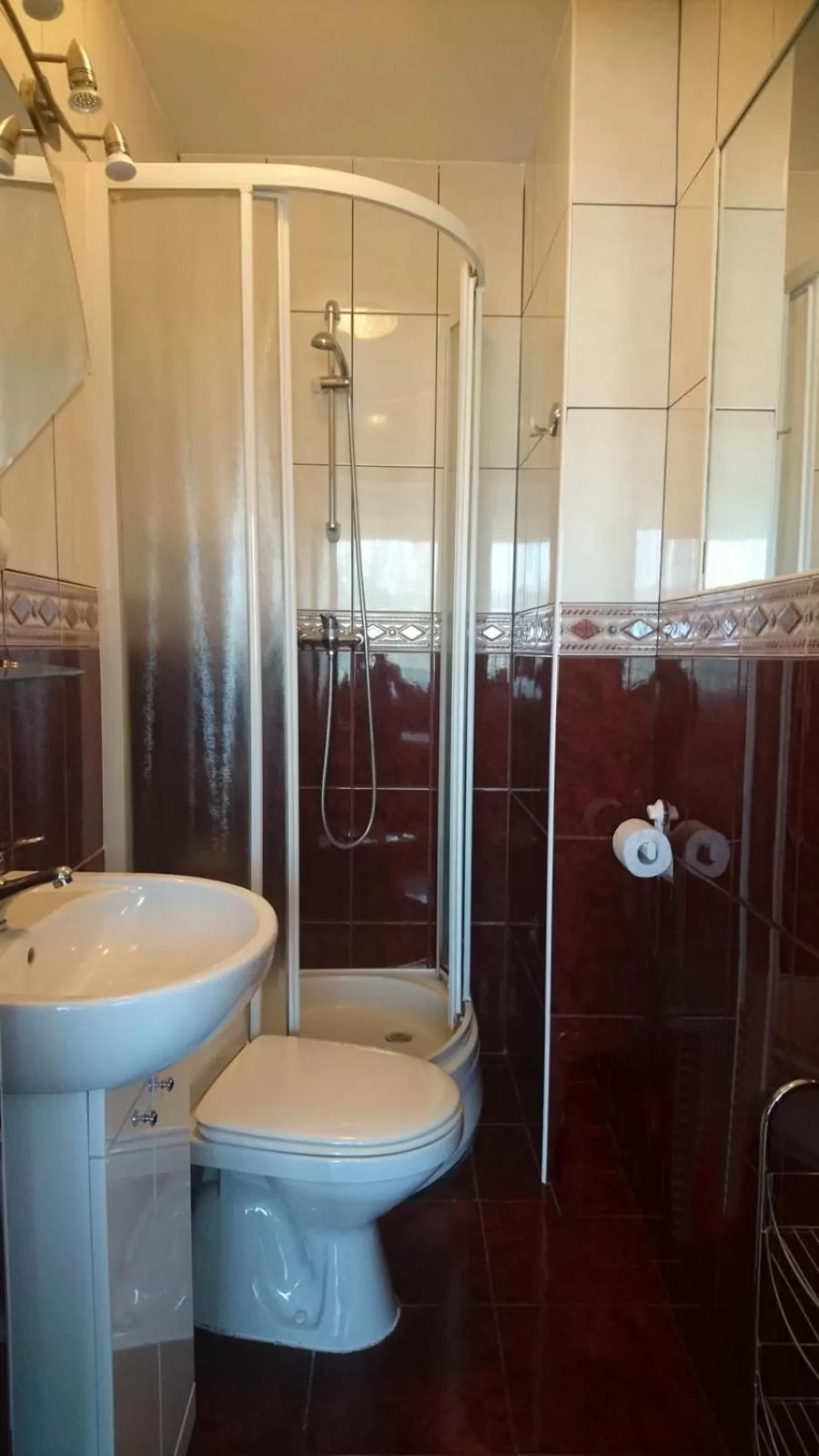 Photo of the whole room in Willa Sarenka