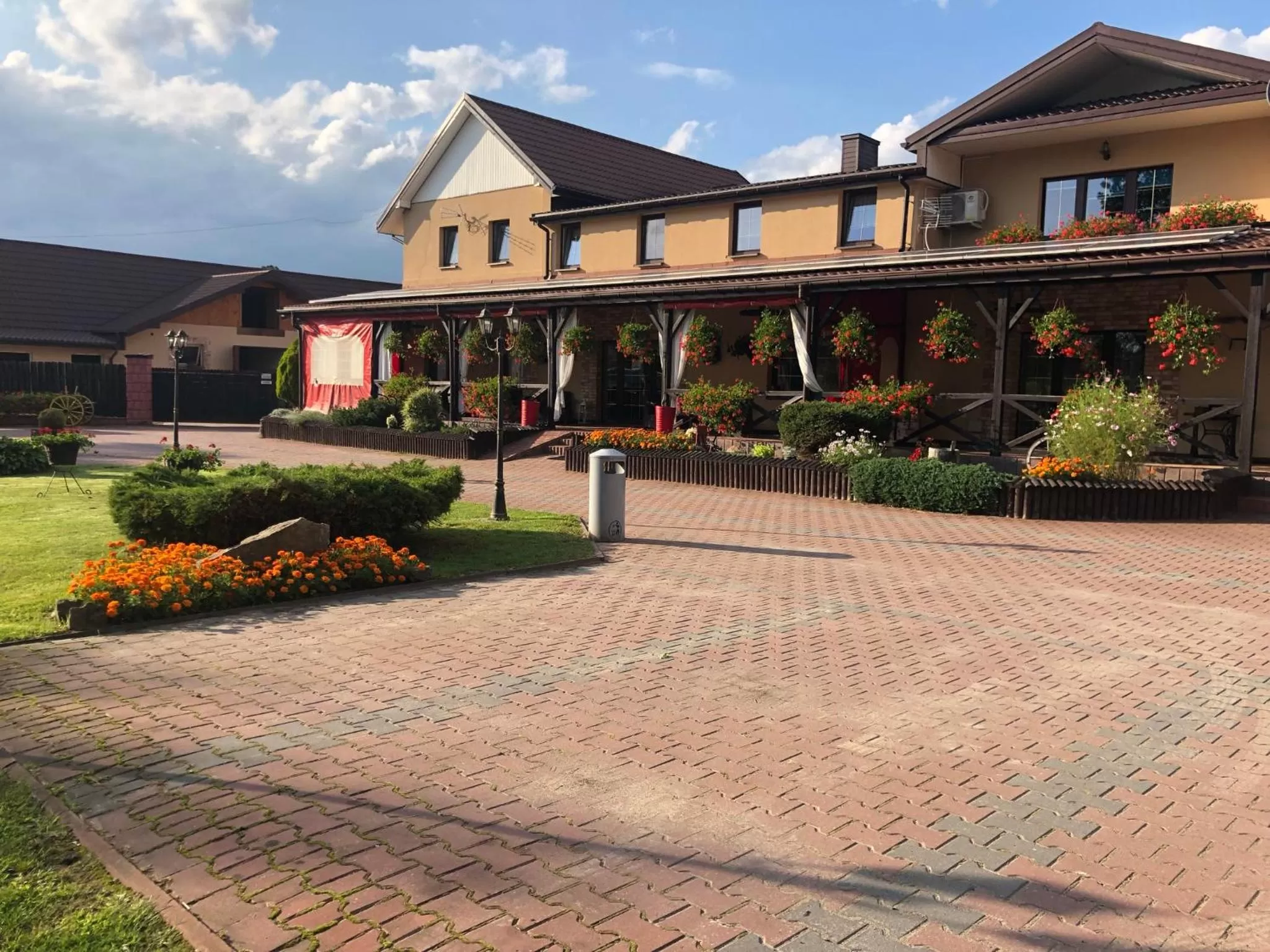 Property Building in Stajnia pod Dębem
