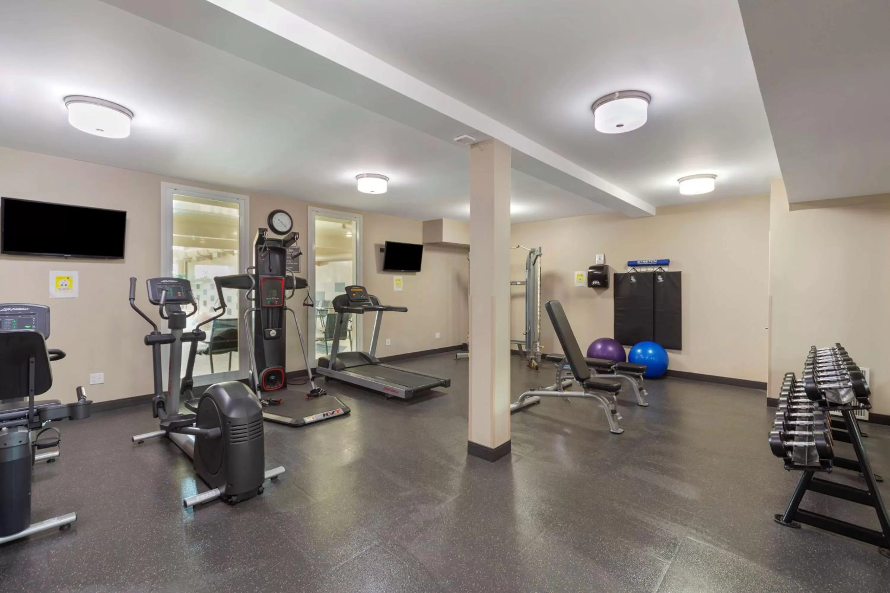 Spa and wellness centre/facilities in Best Western PLUS Fort Saskatchewan Inn & Suites