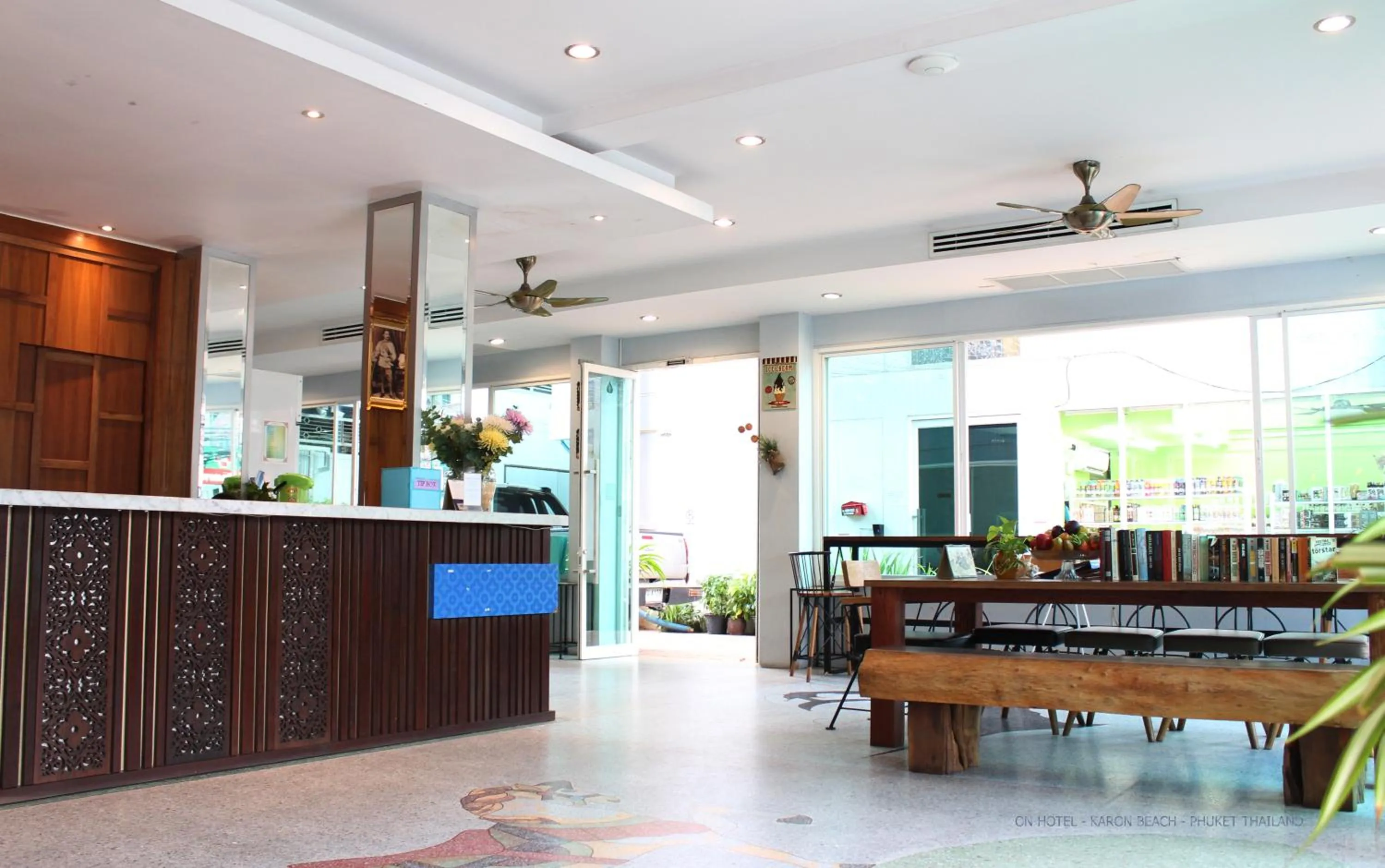 Lobby or reception in ON Hotel Phuket - SHA
