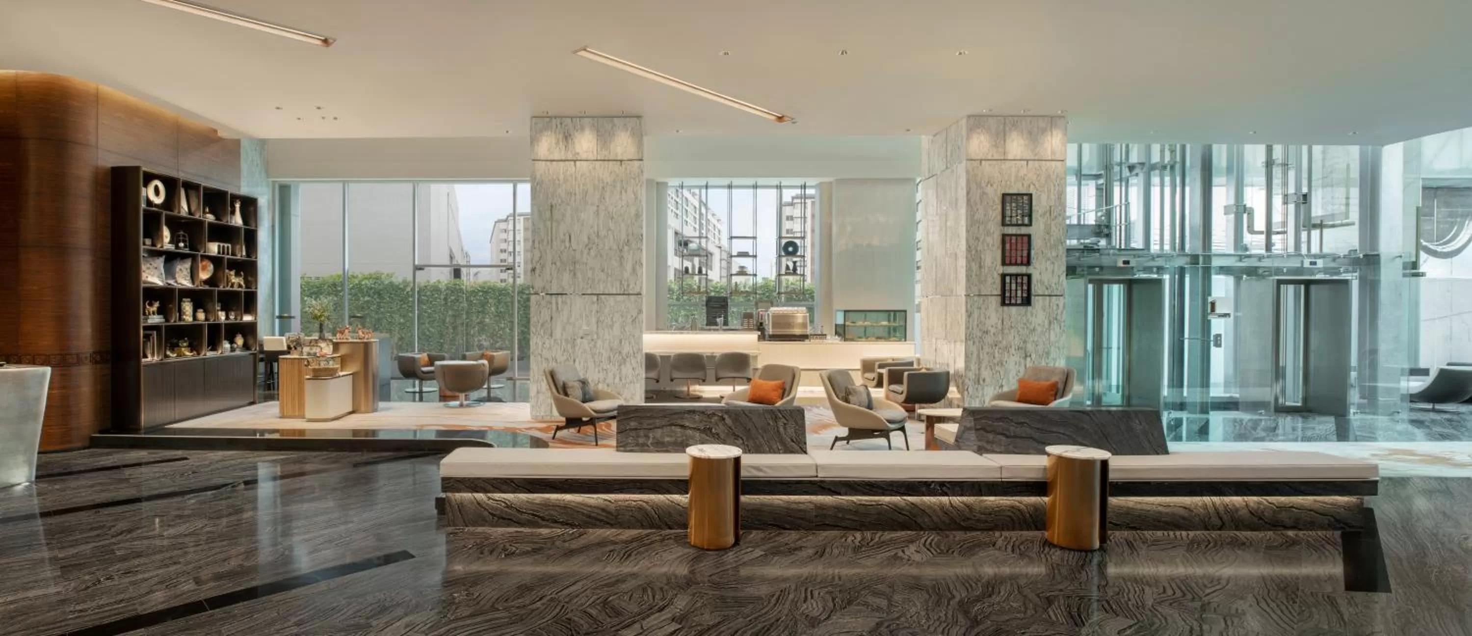 On-site shops in Le Meridien Bangkok