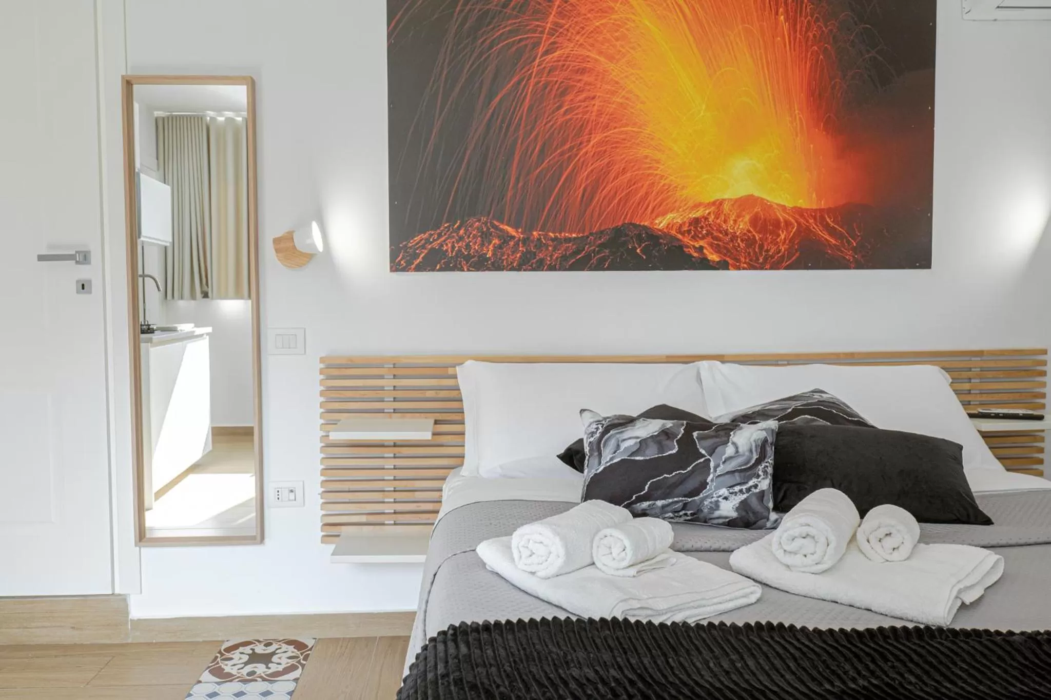 Decorative detail, Bed in Bosco Mattavona