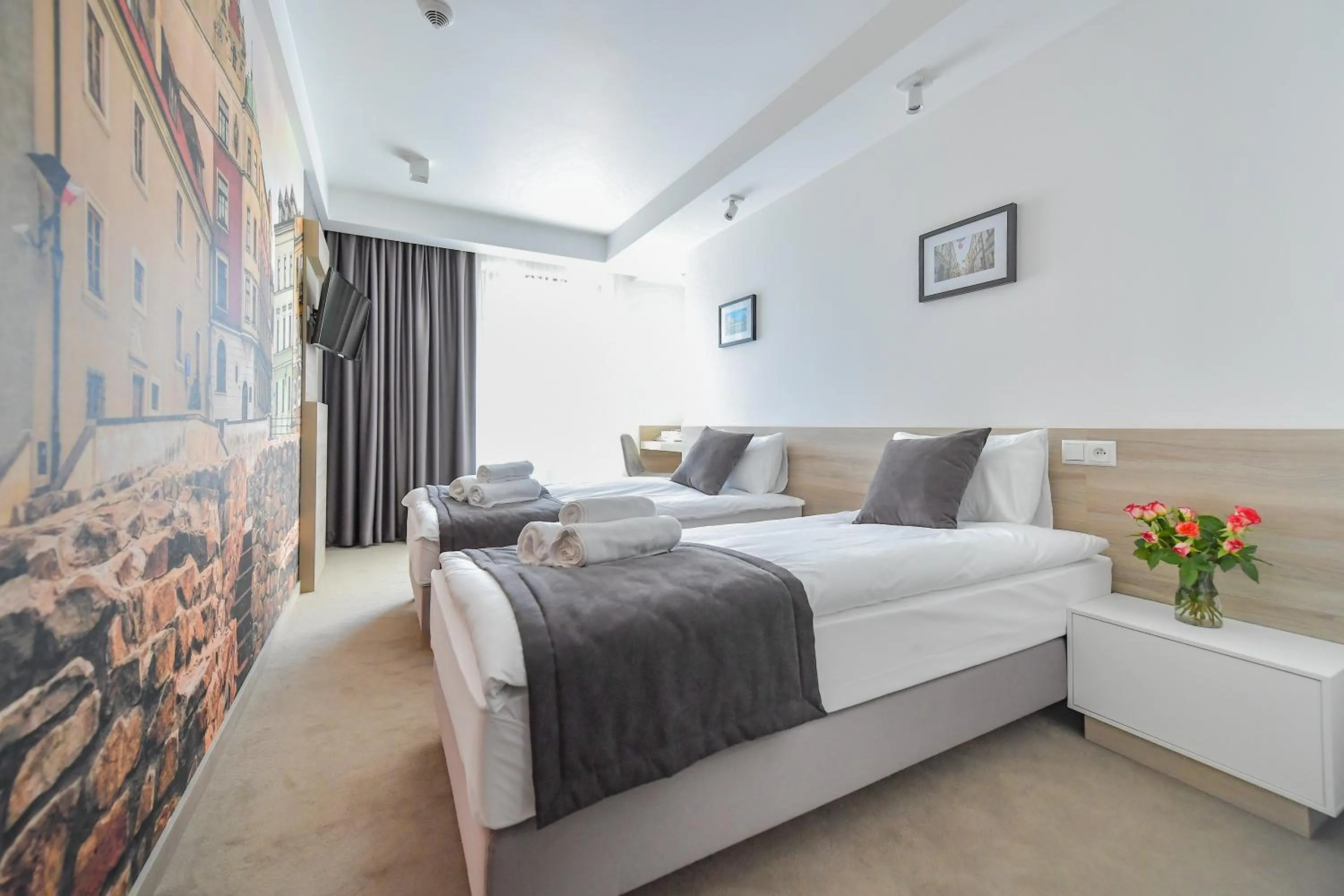 Photo of the whole room, Bed in Lubhotel