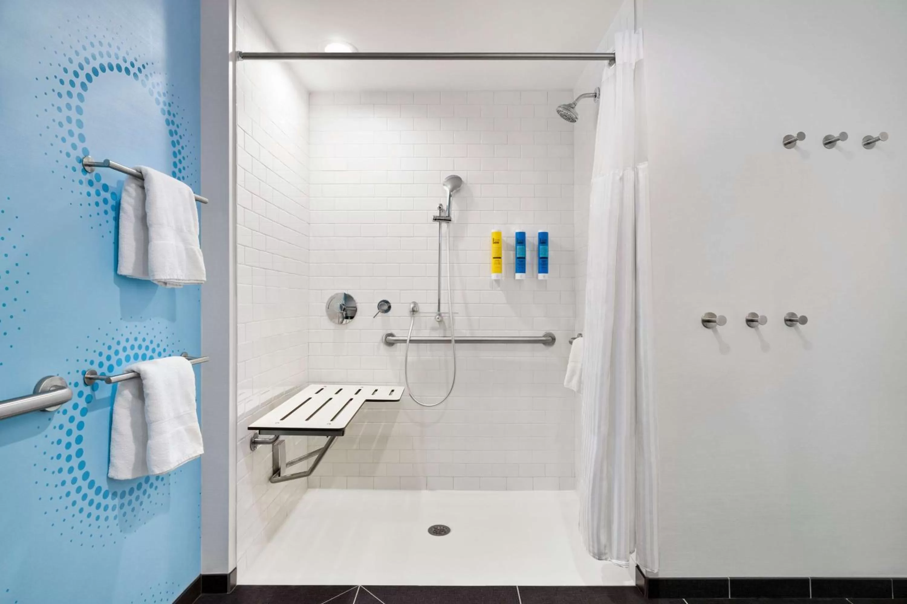 Bathroom in Tru Lawrenceville Atlanta I85 Sugarloaf