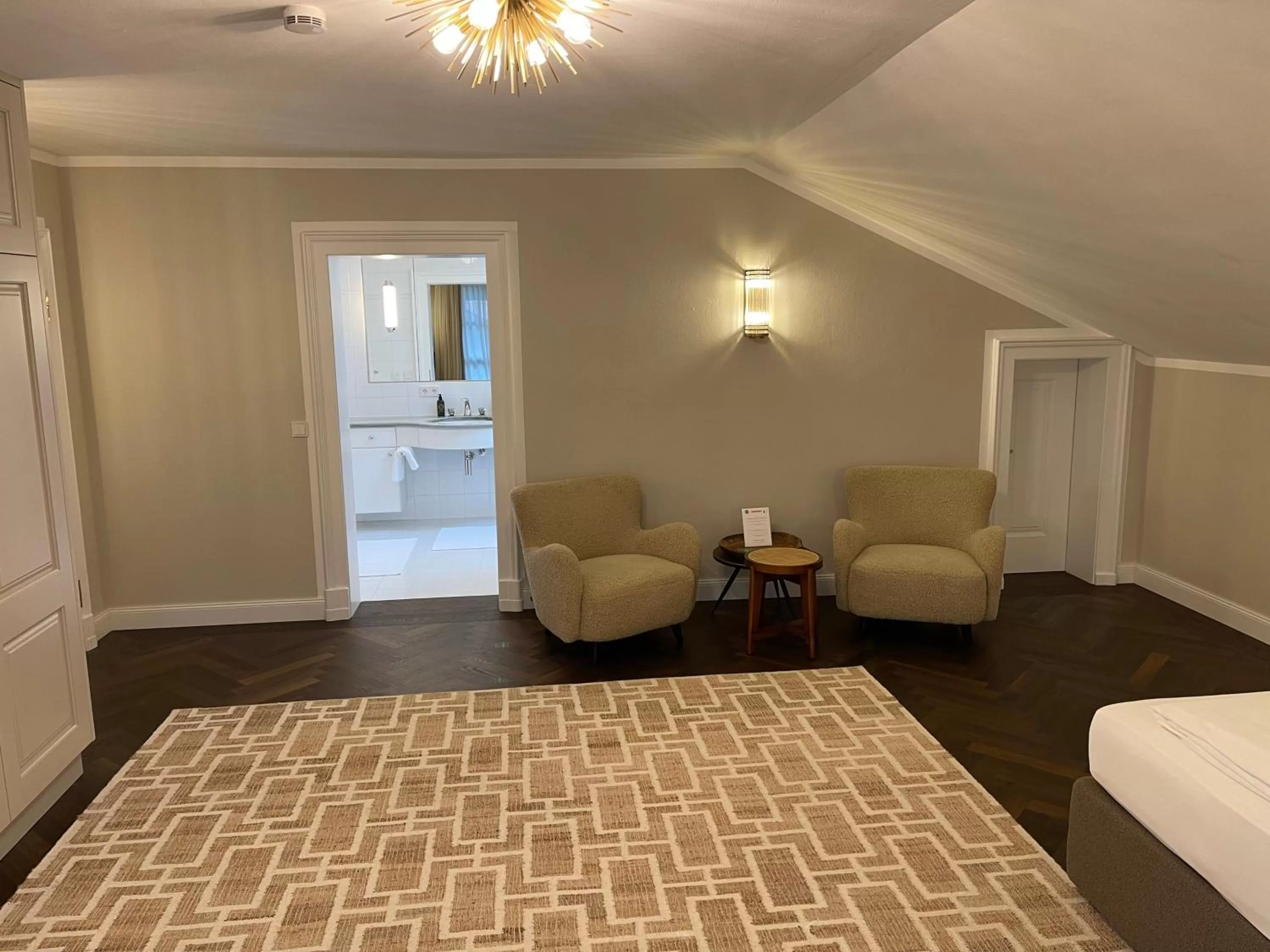 Living room, Bed in Bio Design Boutique Landhaus St Georg