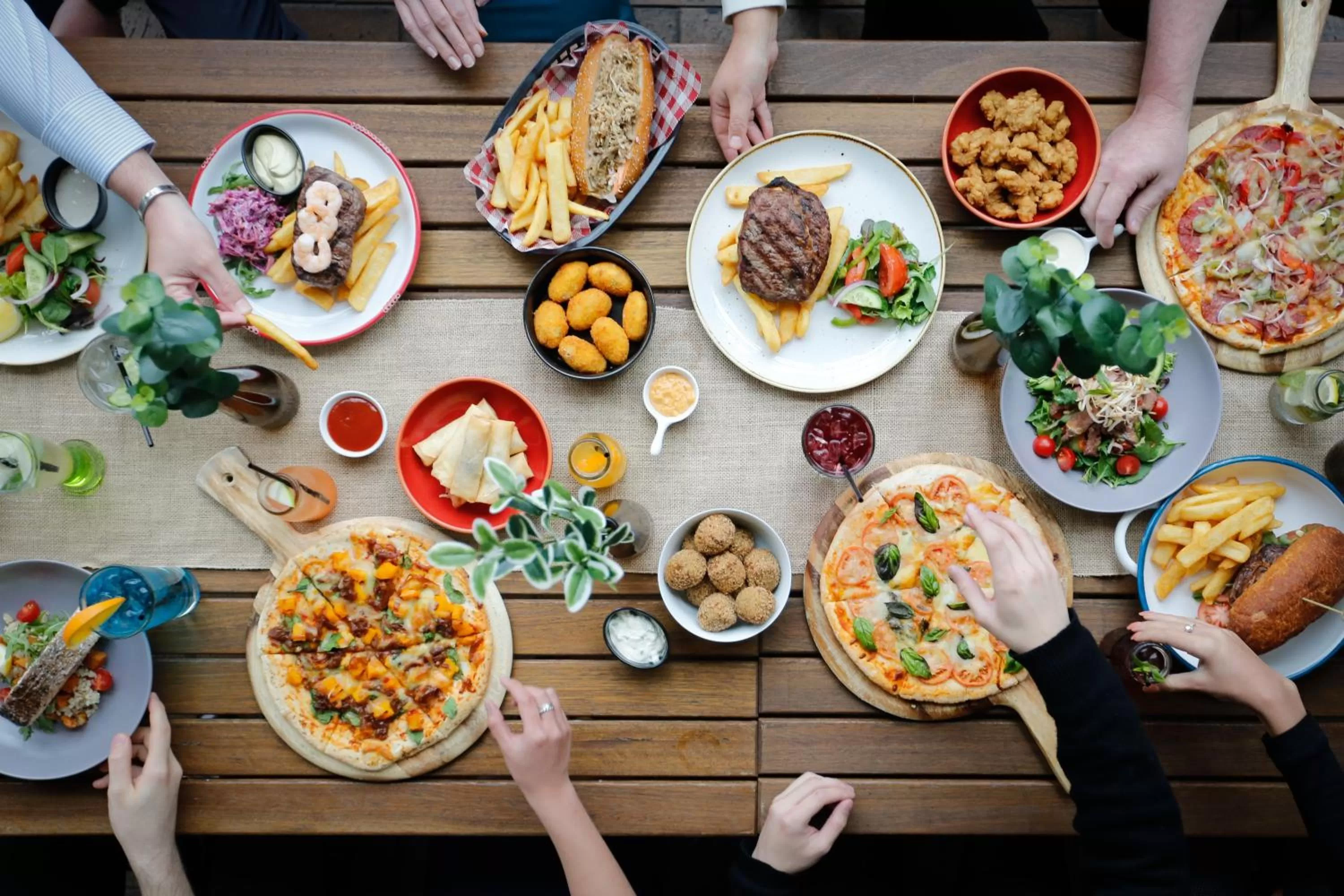 Restaurant/places to eat in Holiday Inn Sydney Airport, an IHG Hotel