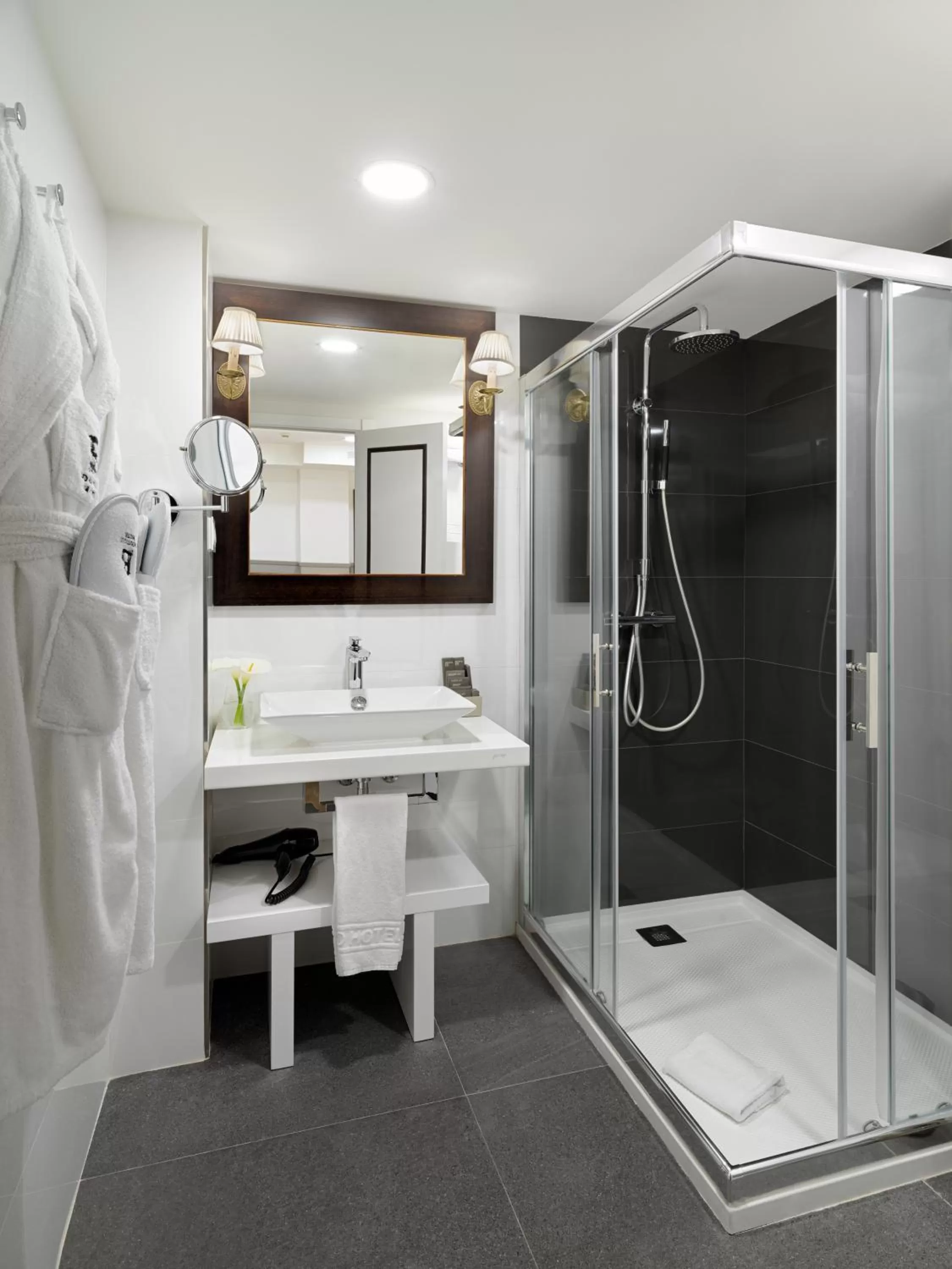 Decorative detail in H10 Corregidor Boutique Hotel