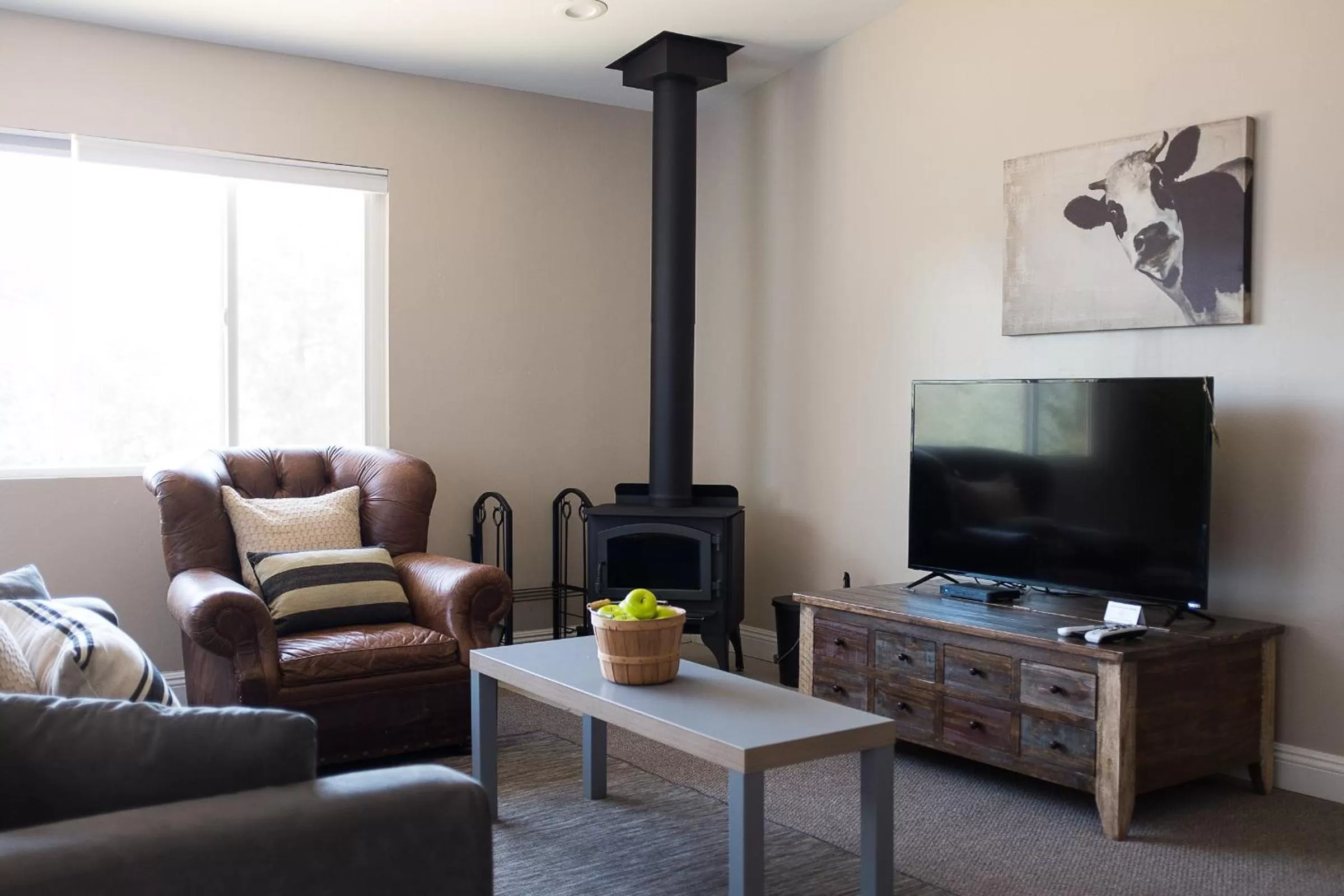 Living room in Apple Tree Inn