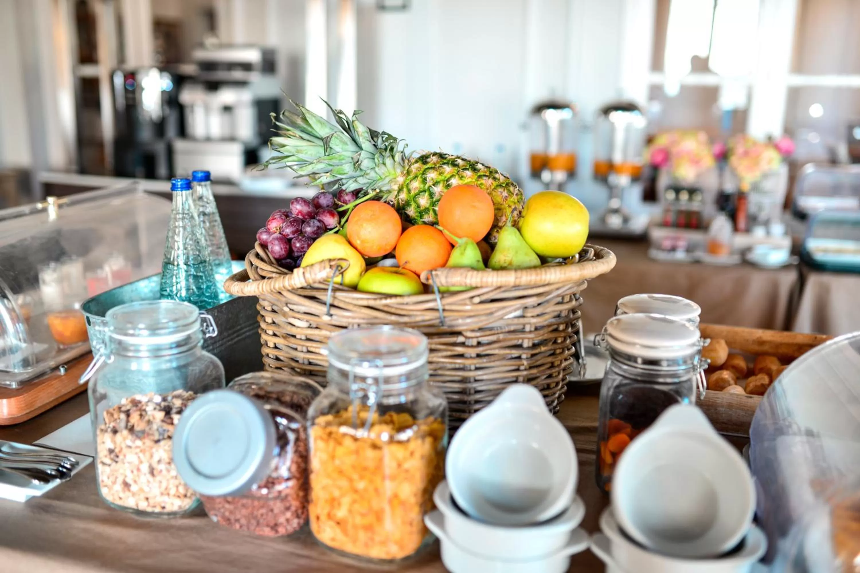 Restaurant/places to eat in Hotel Oromana