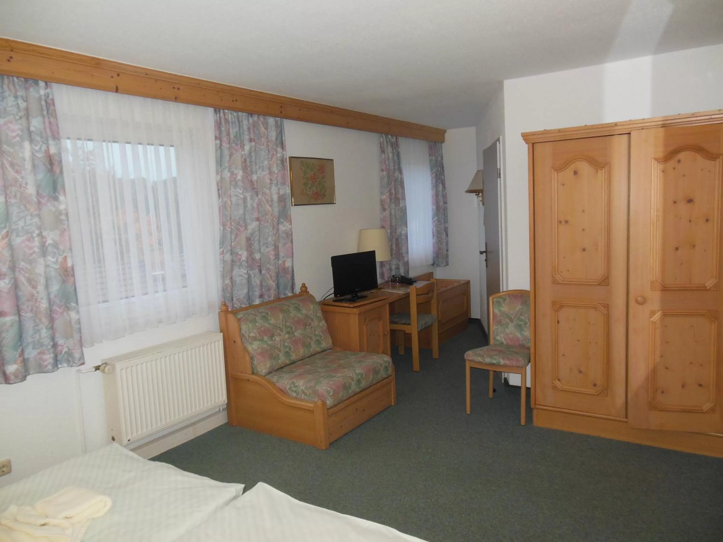 Photo of the whole room, Bed in Hotel Asterra