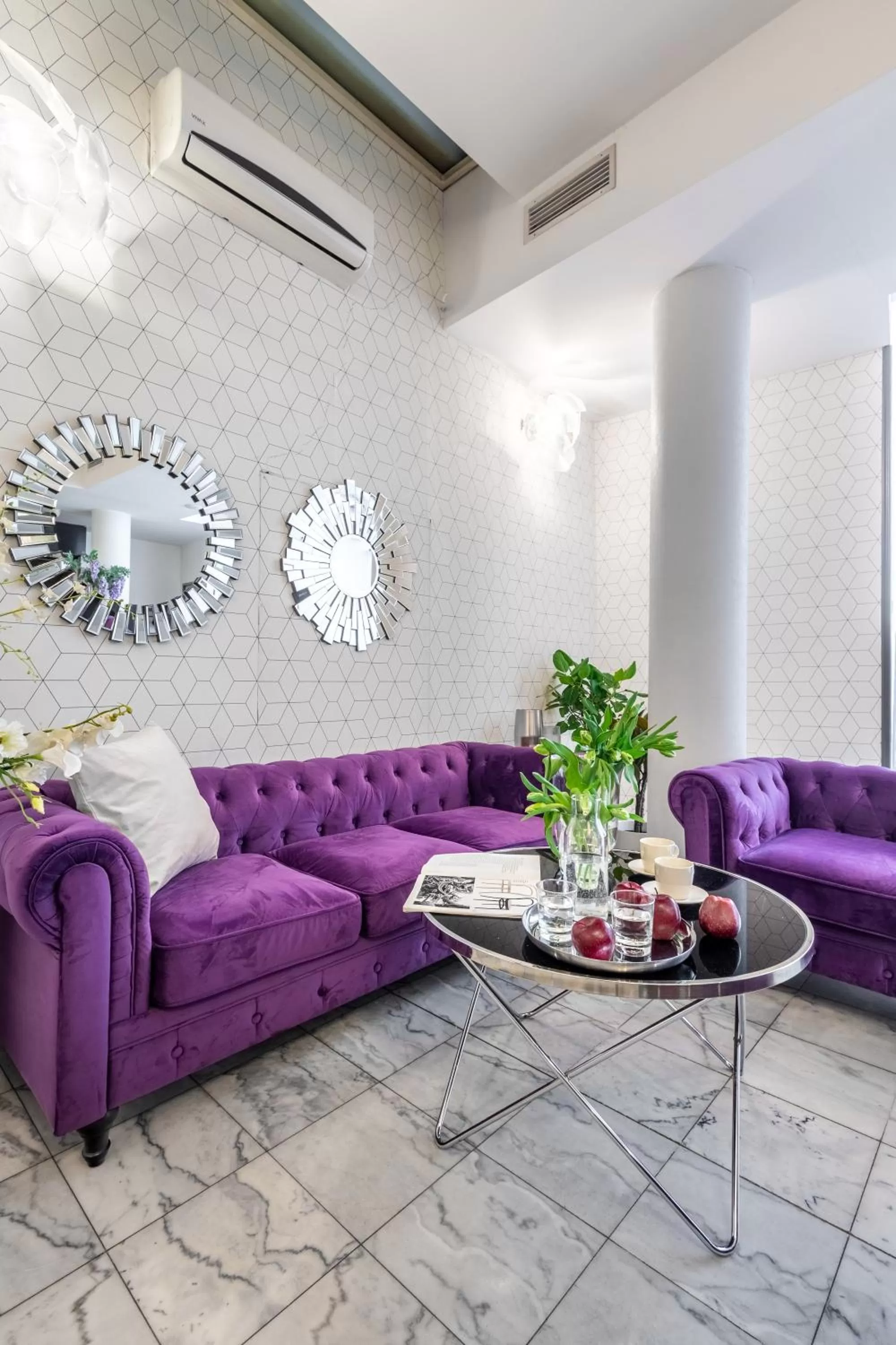 Lobby or reception in Hotel Sofia by The Railway Station Wroclaw