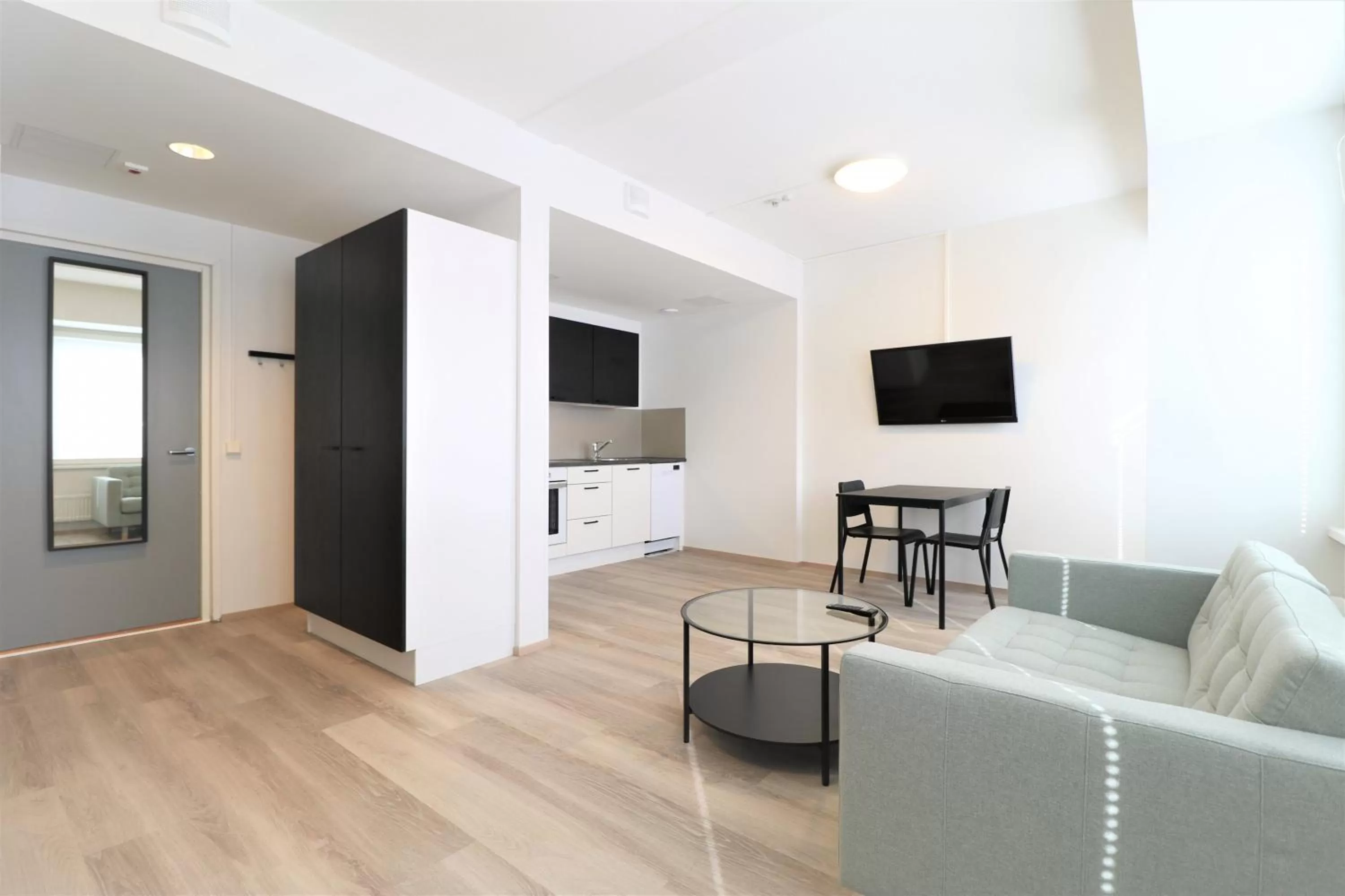 Living room in Forenom Aparthotel Helsinki Herttoniemi