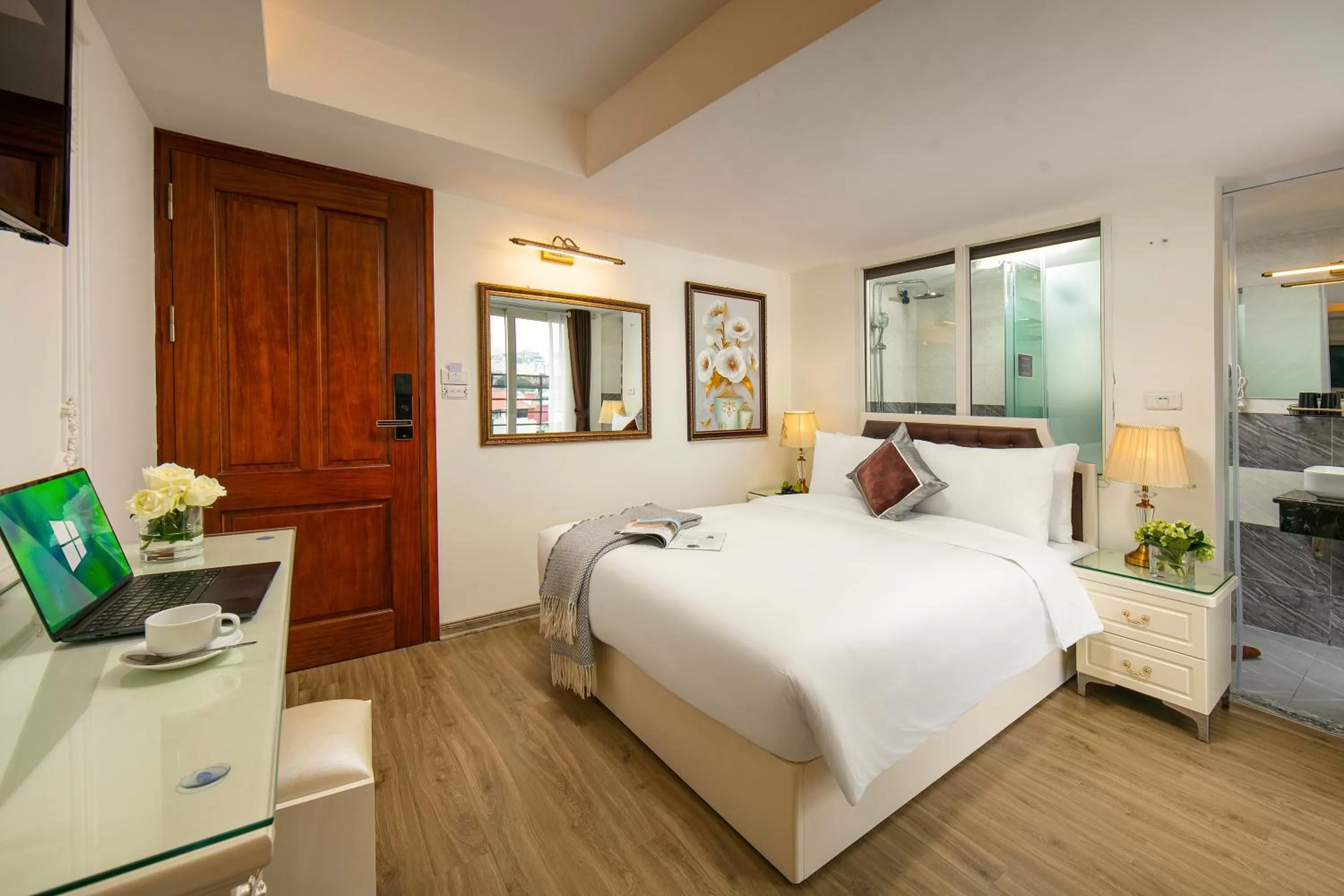 Bed in Tunger Grand Hotel