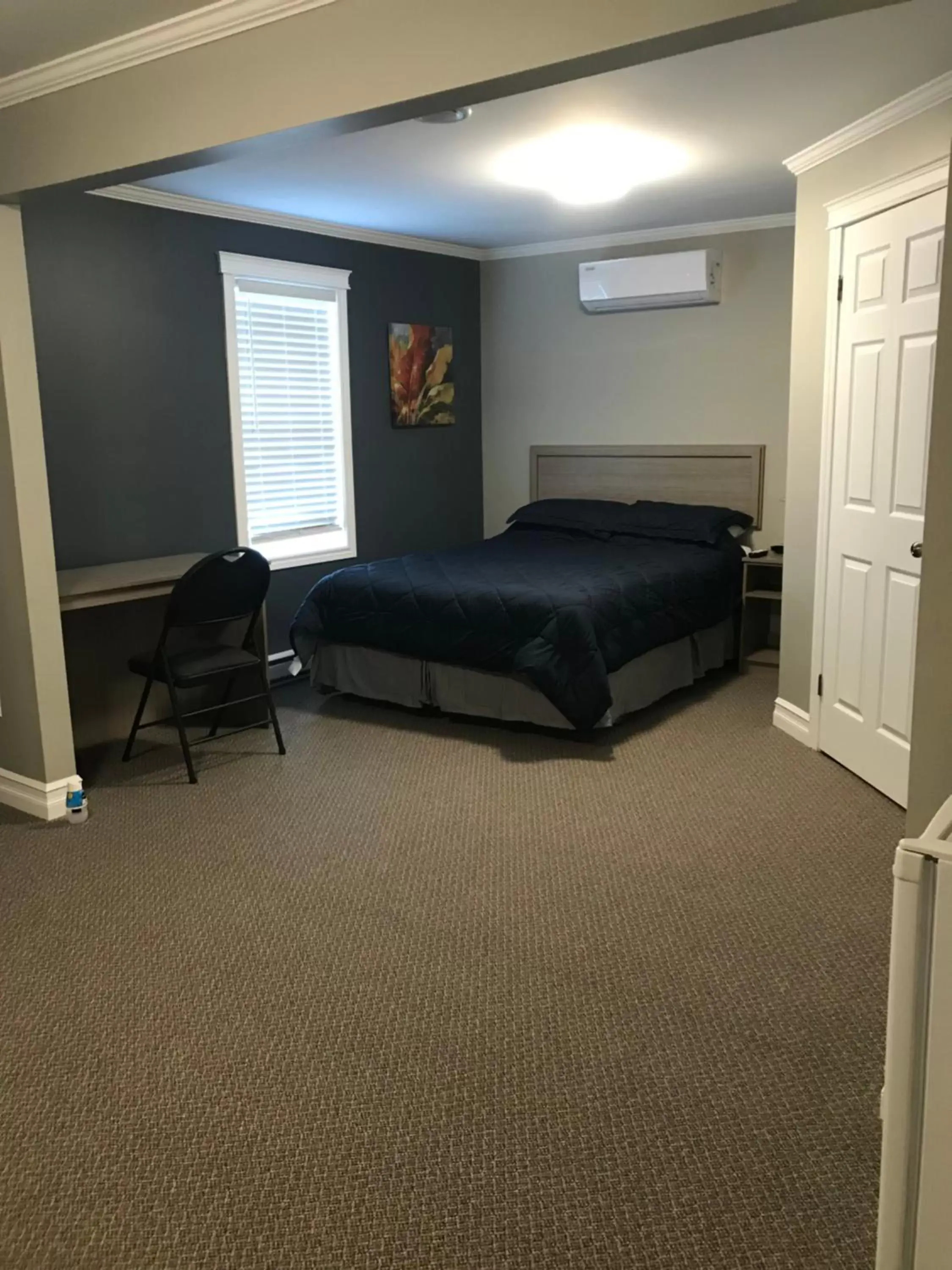 Double Room in Stanley House Double Room in Stanley House