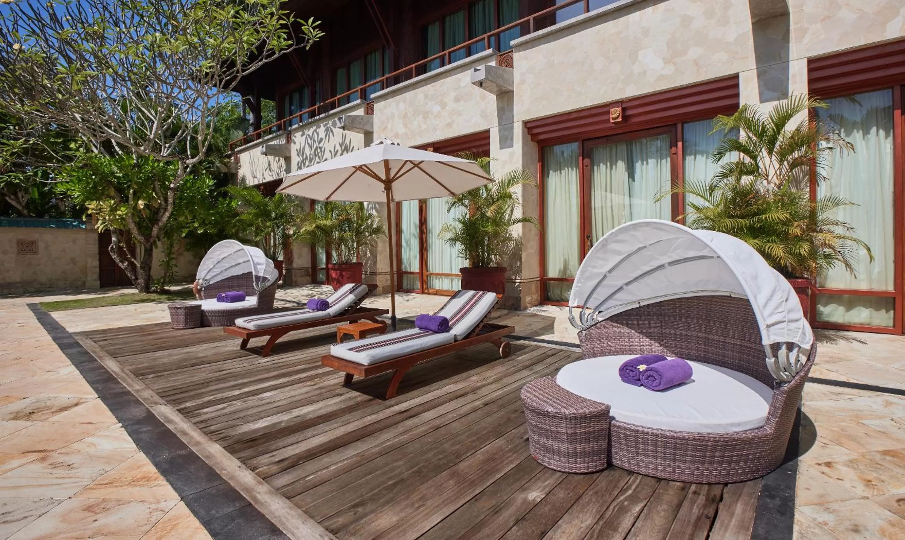 sunbed in Nusa Dua Beach Hotel and Spa - Handwritten Collection