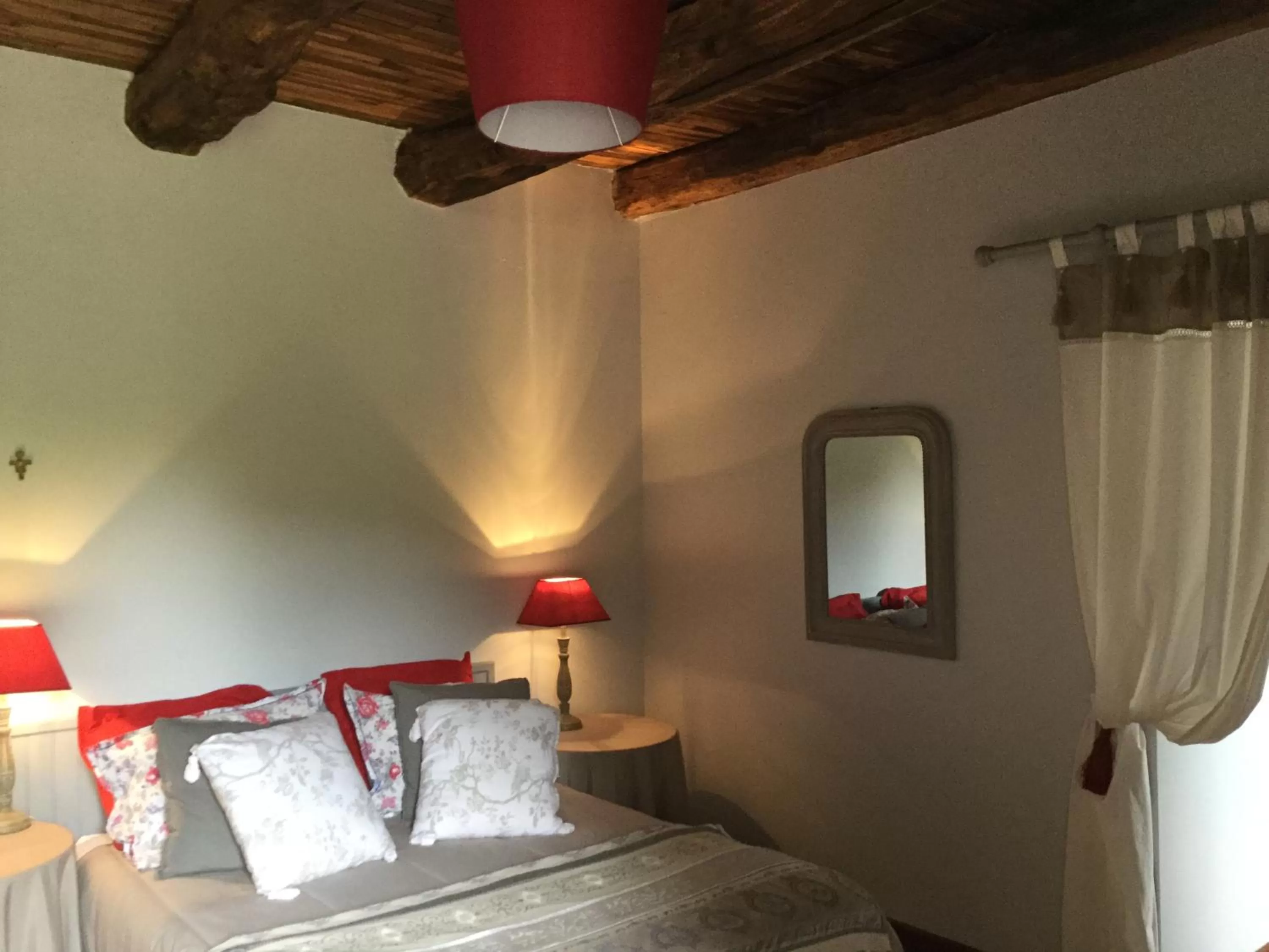 Bed in Chambres d'Hôtes Domaine du Bois-Basset