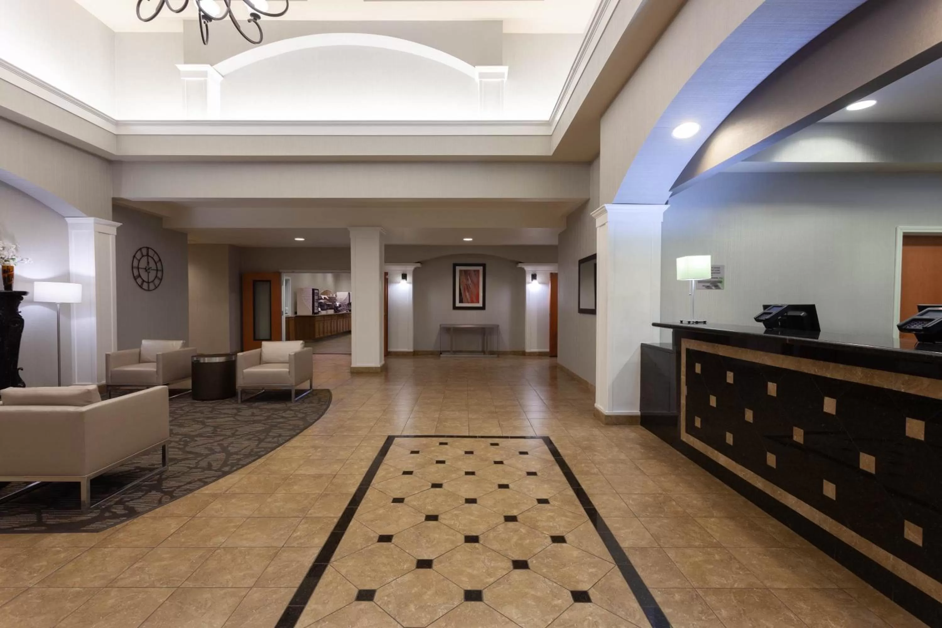 Lobby or reception in Wingate by Wyndham Moses Lake