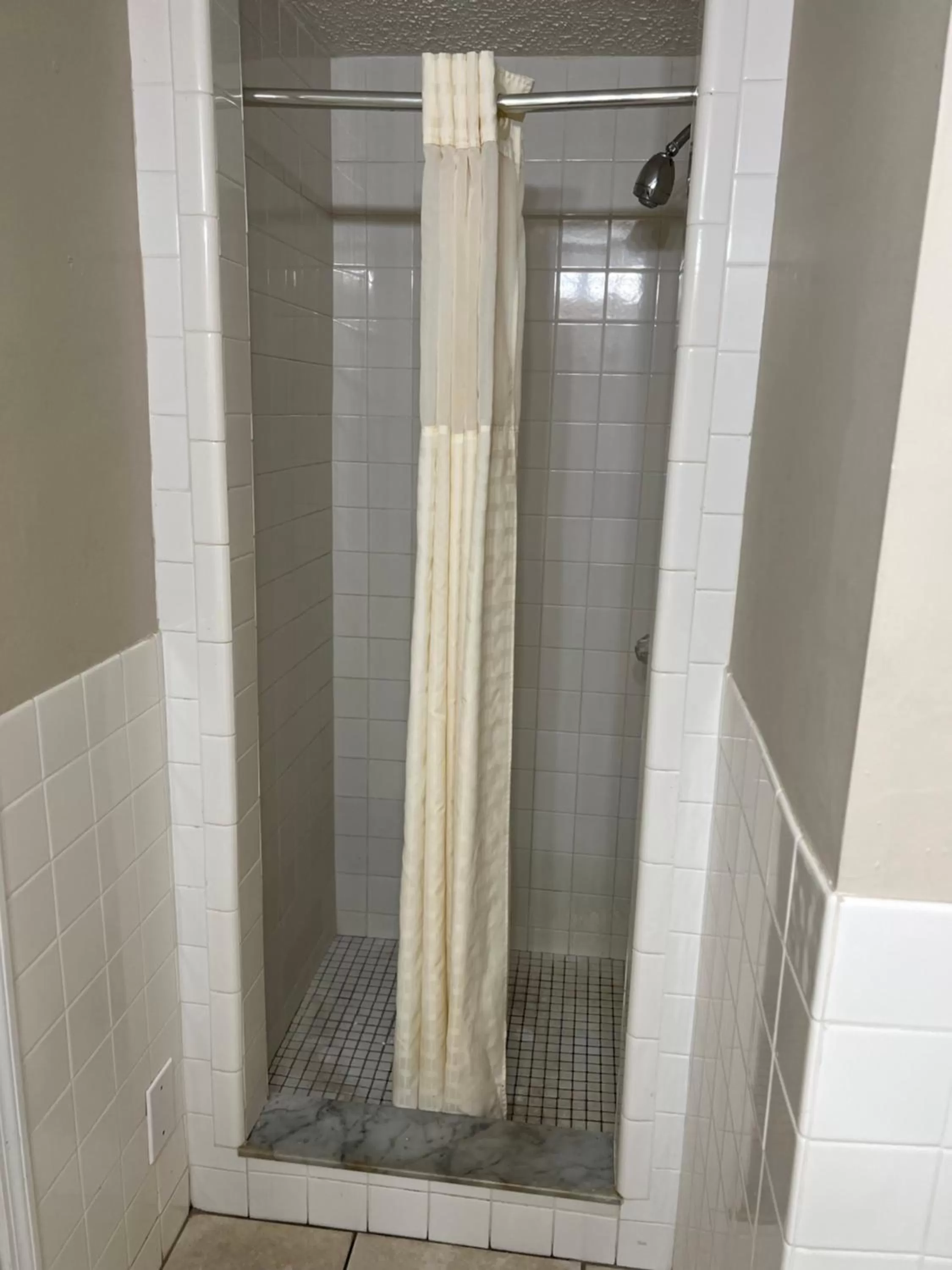 One Double Bed Suite in Bayside Inn and Marina