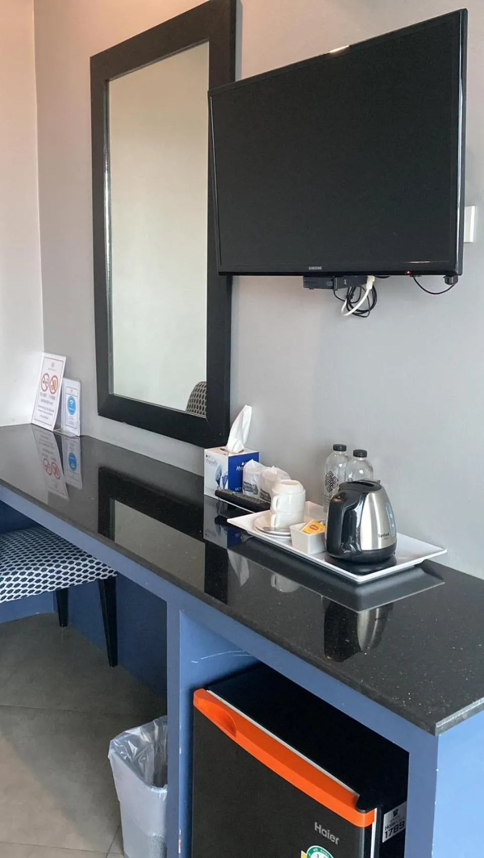 Coffee/tea facilities in Srisawara Casa Hotel