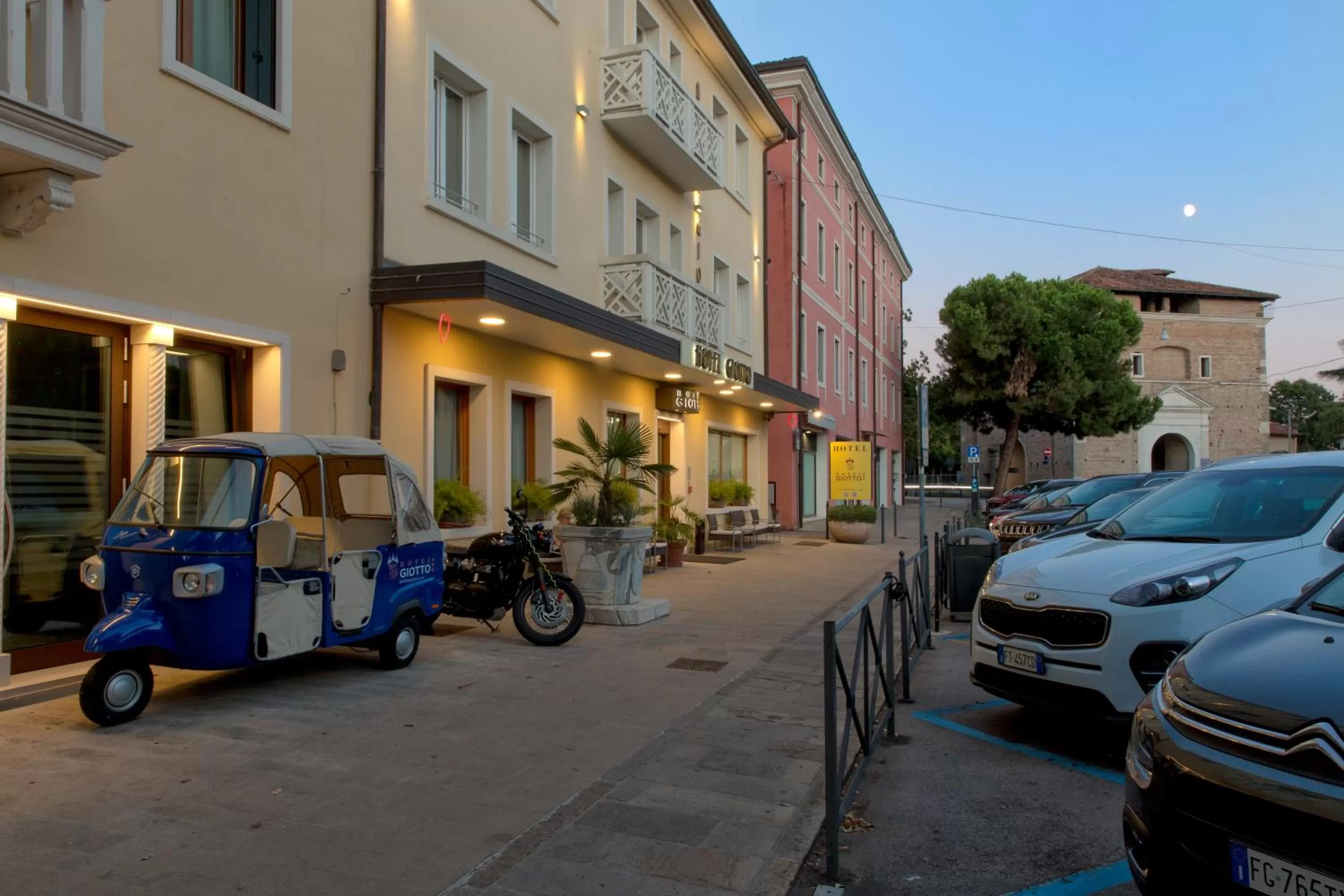 Property building in Hotel Giotto