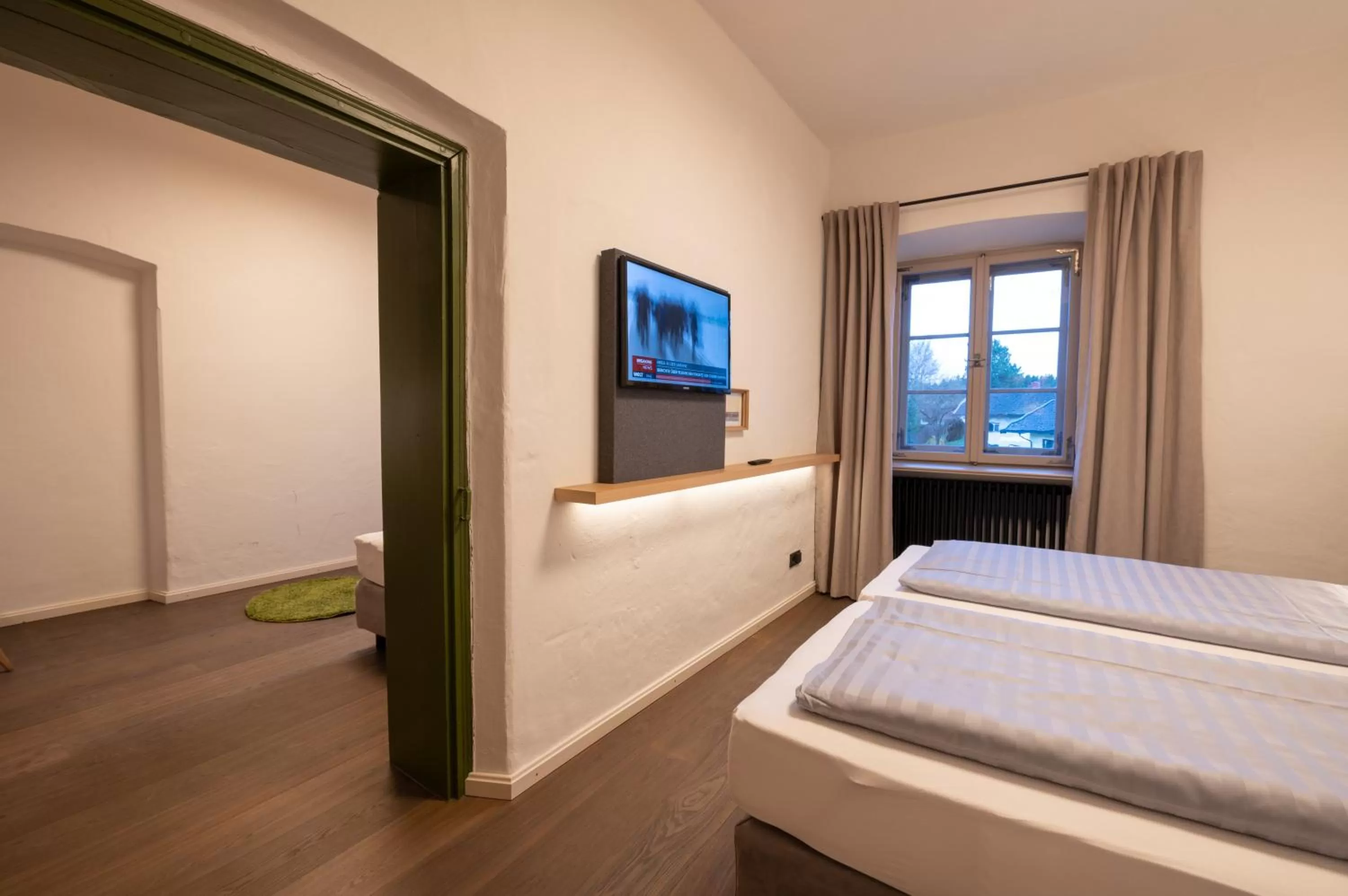Bed in LANDHOTEL ALTE ZOLLSTATION- Historical Building