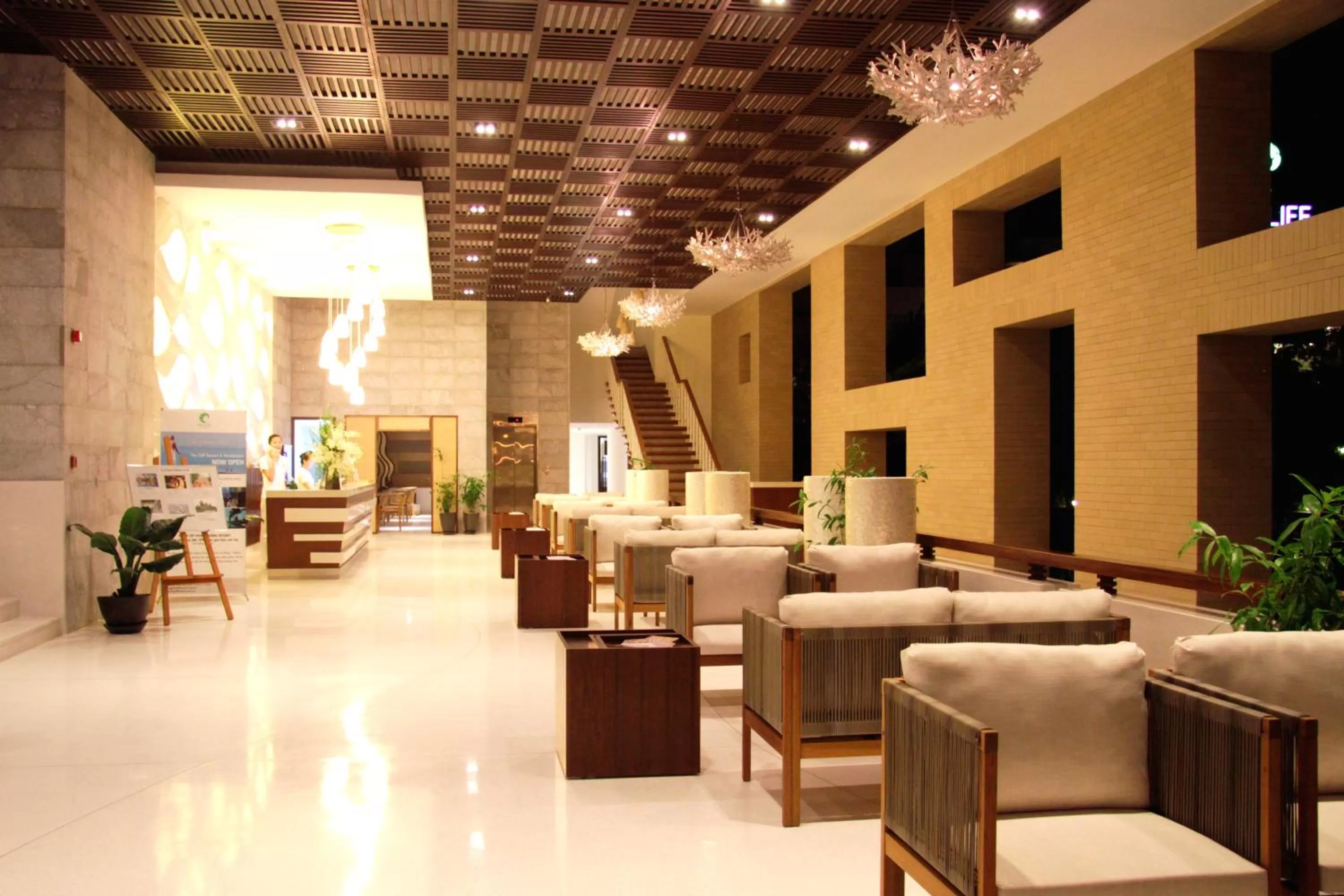 Lobby or reception in The Cliff Resort & Residences