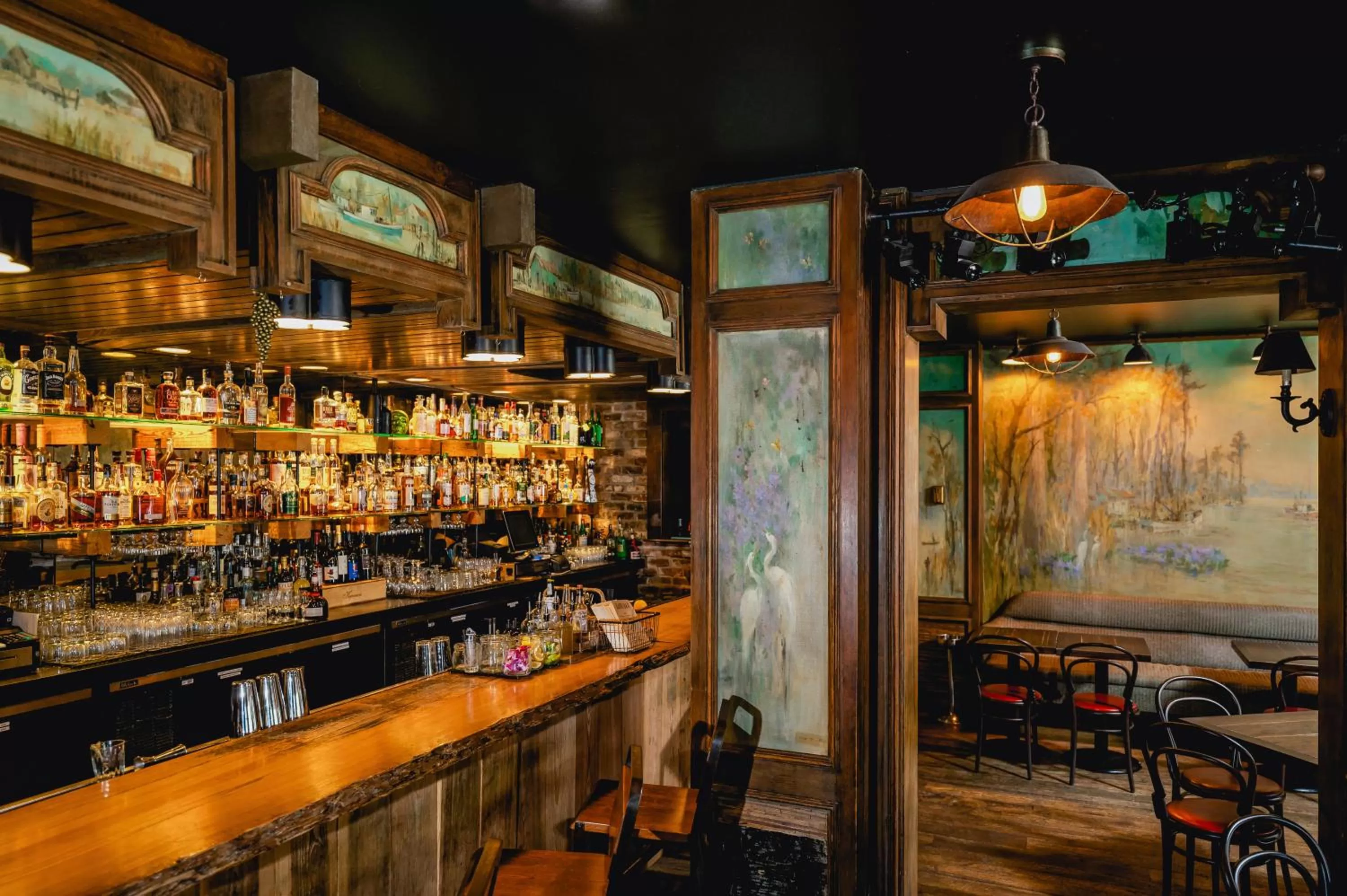 Restaurant/places to eat in The Pontchartrain Hotel