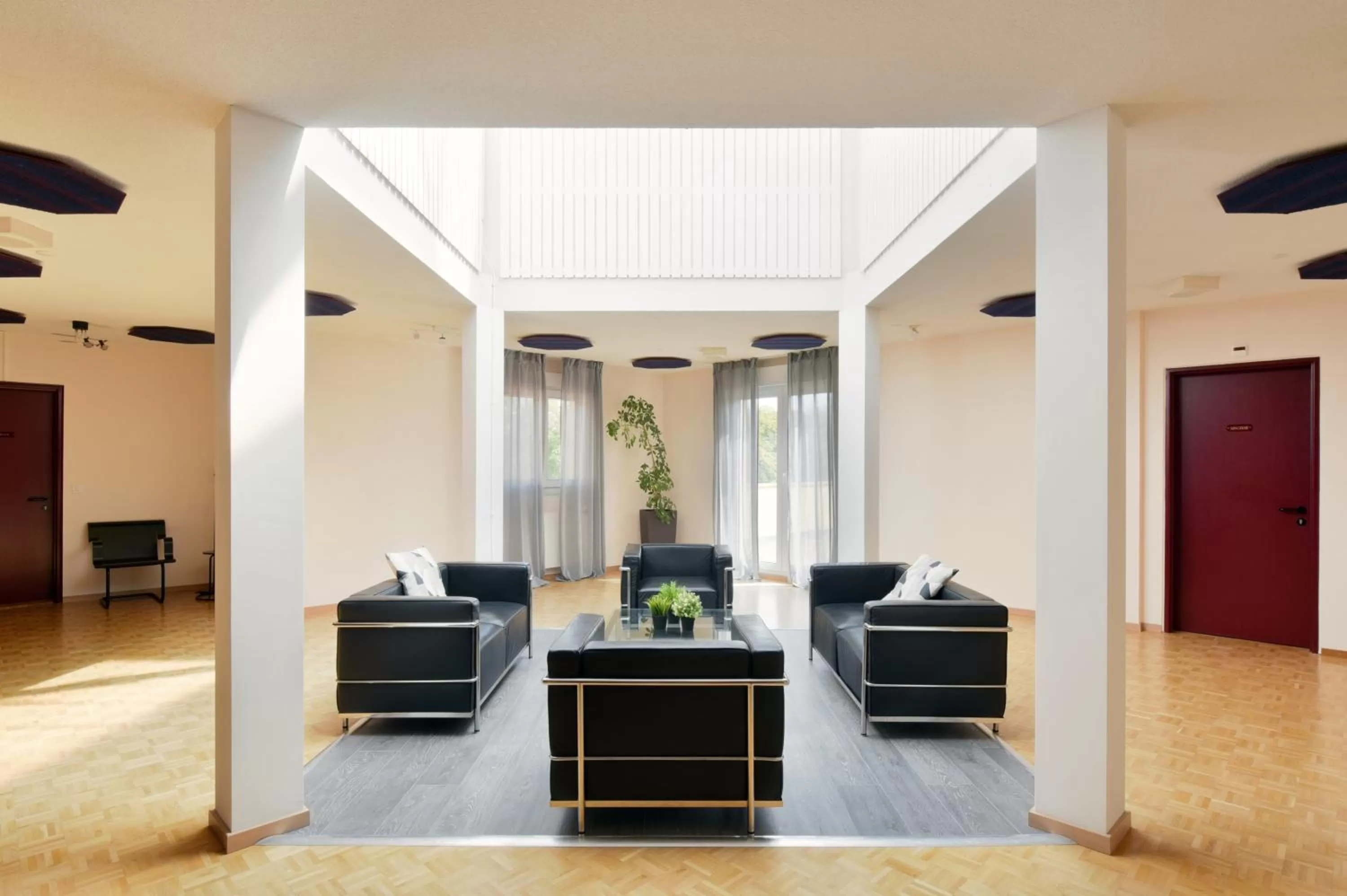 Lounge or bar in Hôtel des Mosaiques