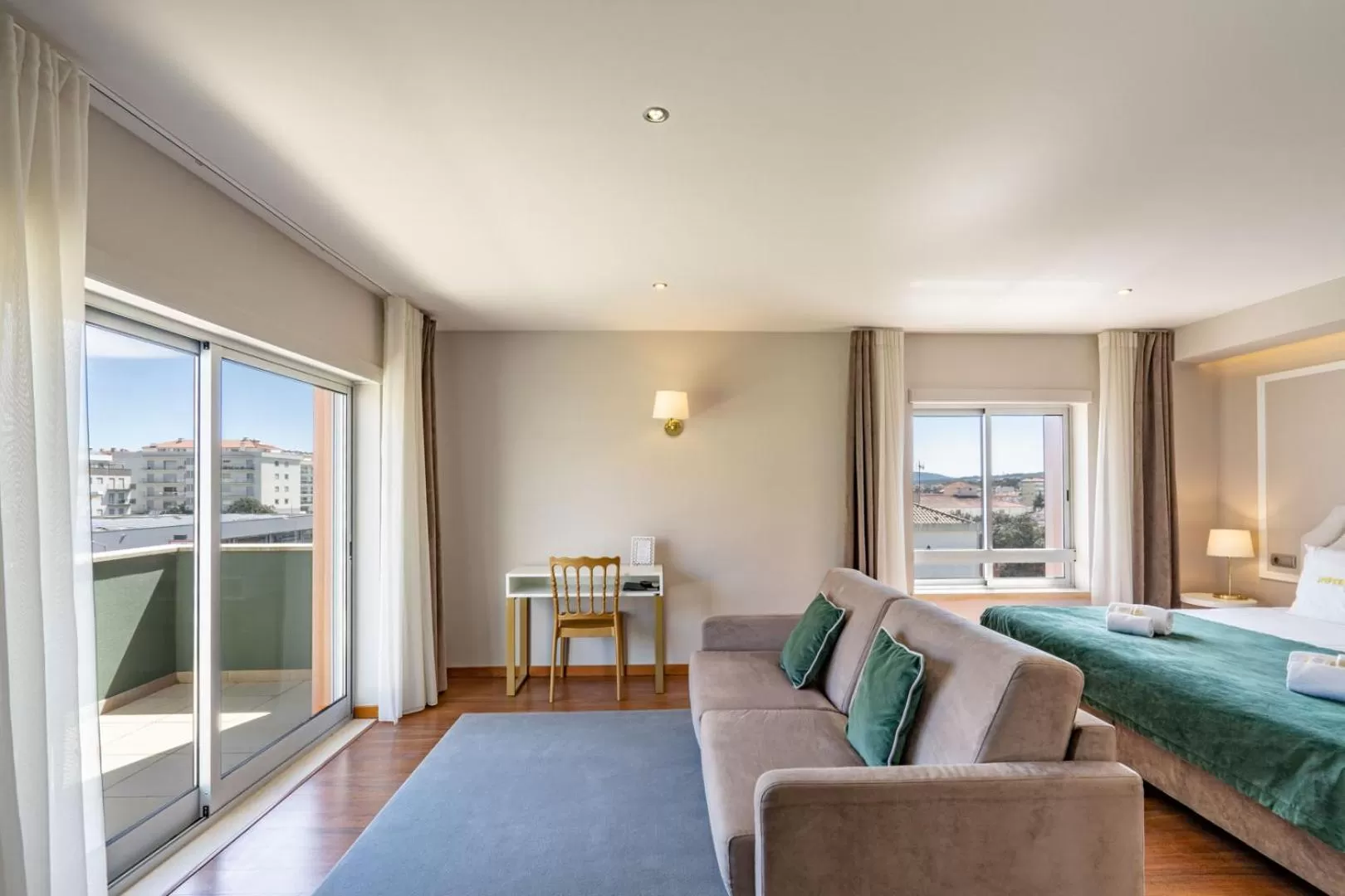 Bedroom, Bed in Imperhotel by Umbral