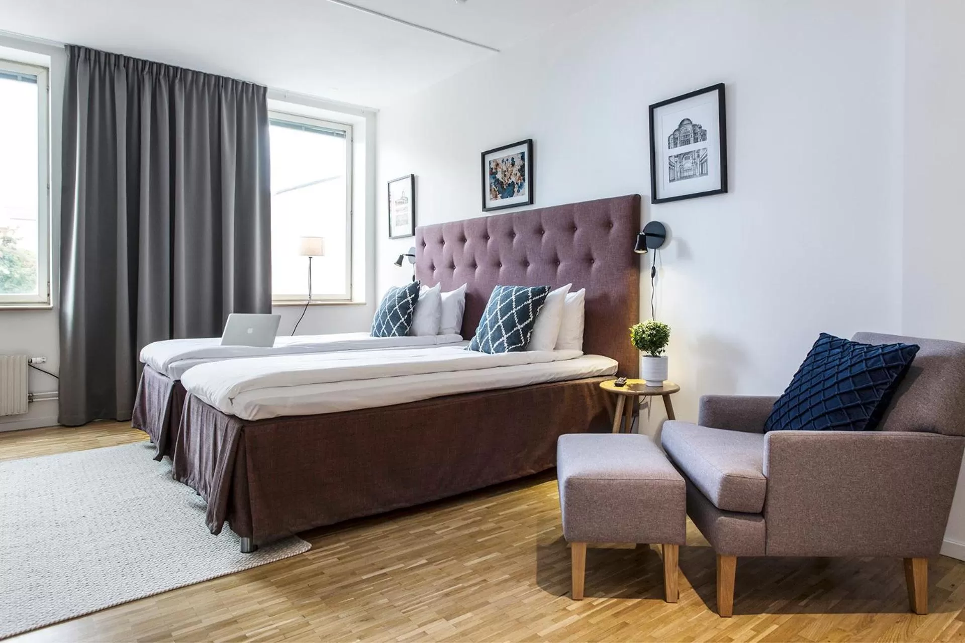 Seating area, Bed in Biz Apartment Solna