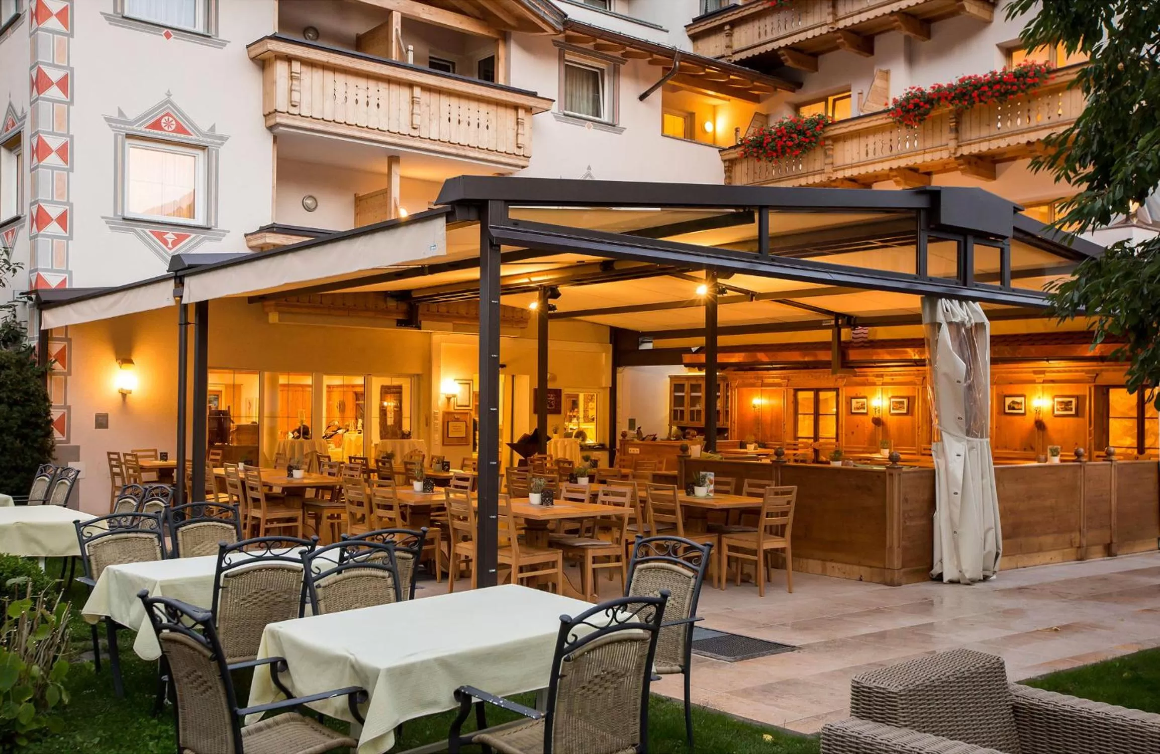 Garden view in Hotel Enzian